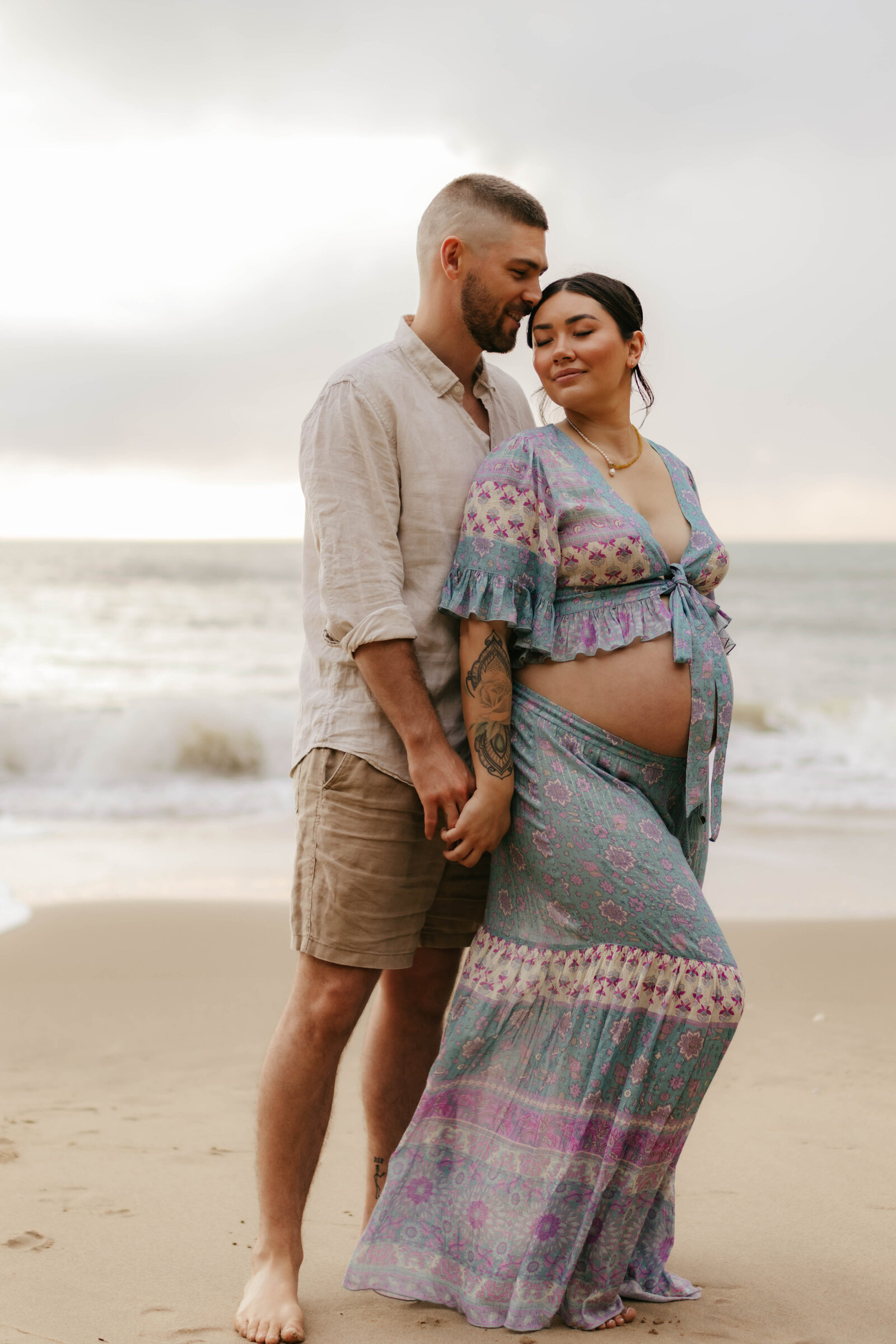 cairns maternity photographer