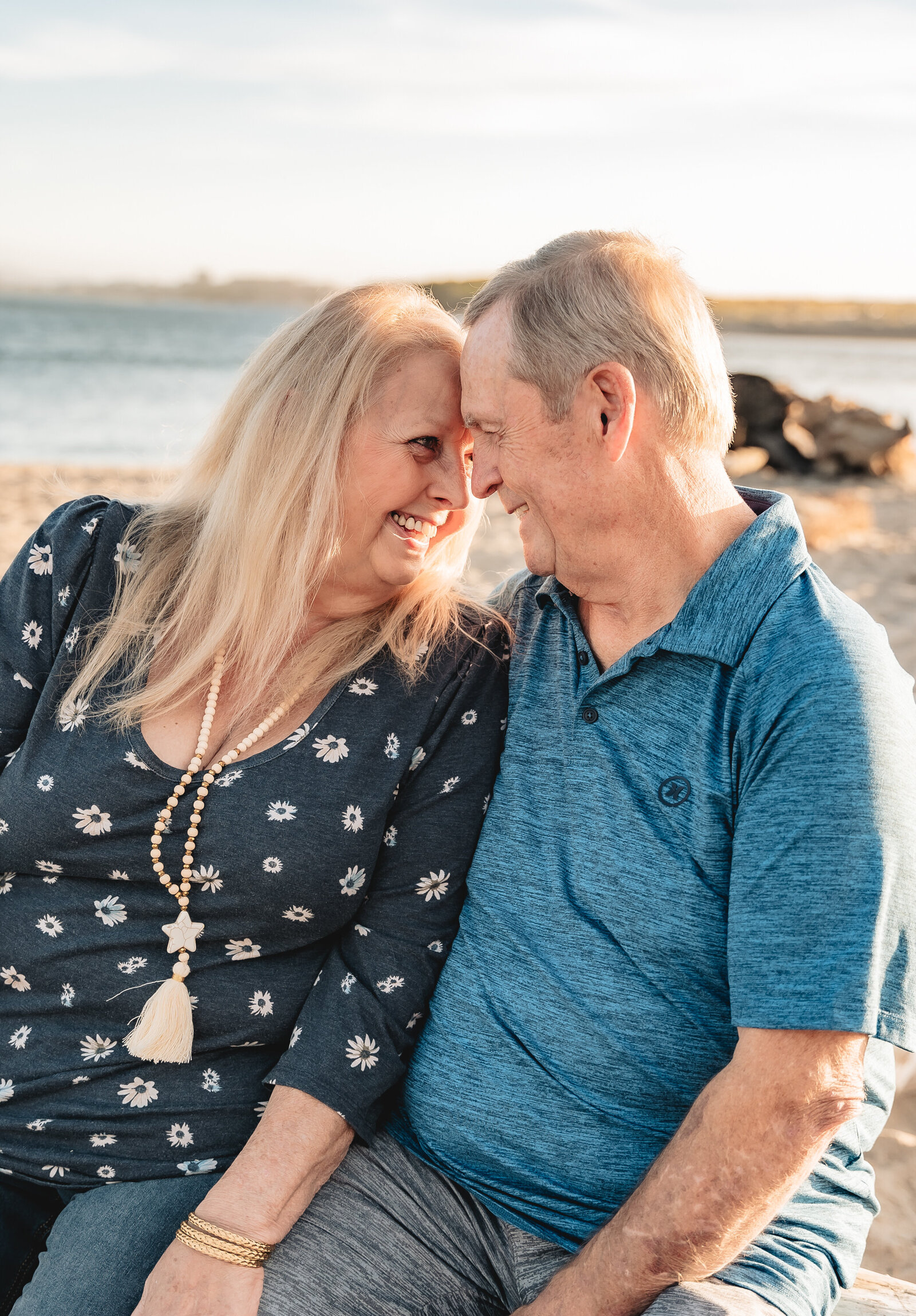 Engagement Photographer in Lincoln City Oregon 
