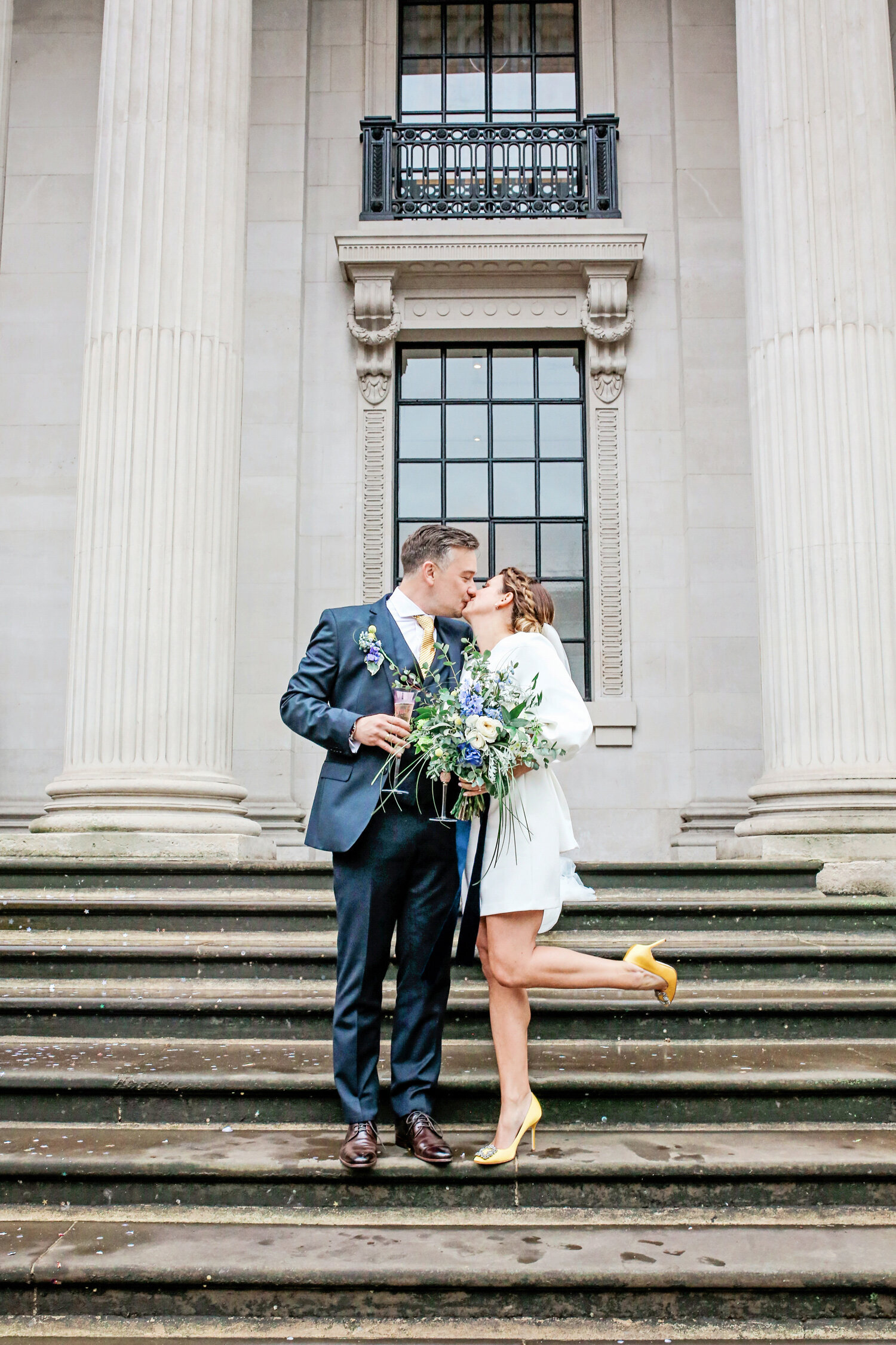 Marylebone-registry-office-London.bride-groom