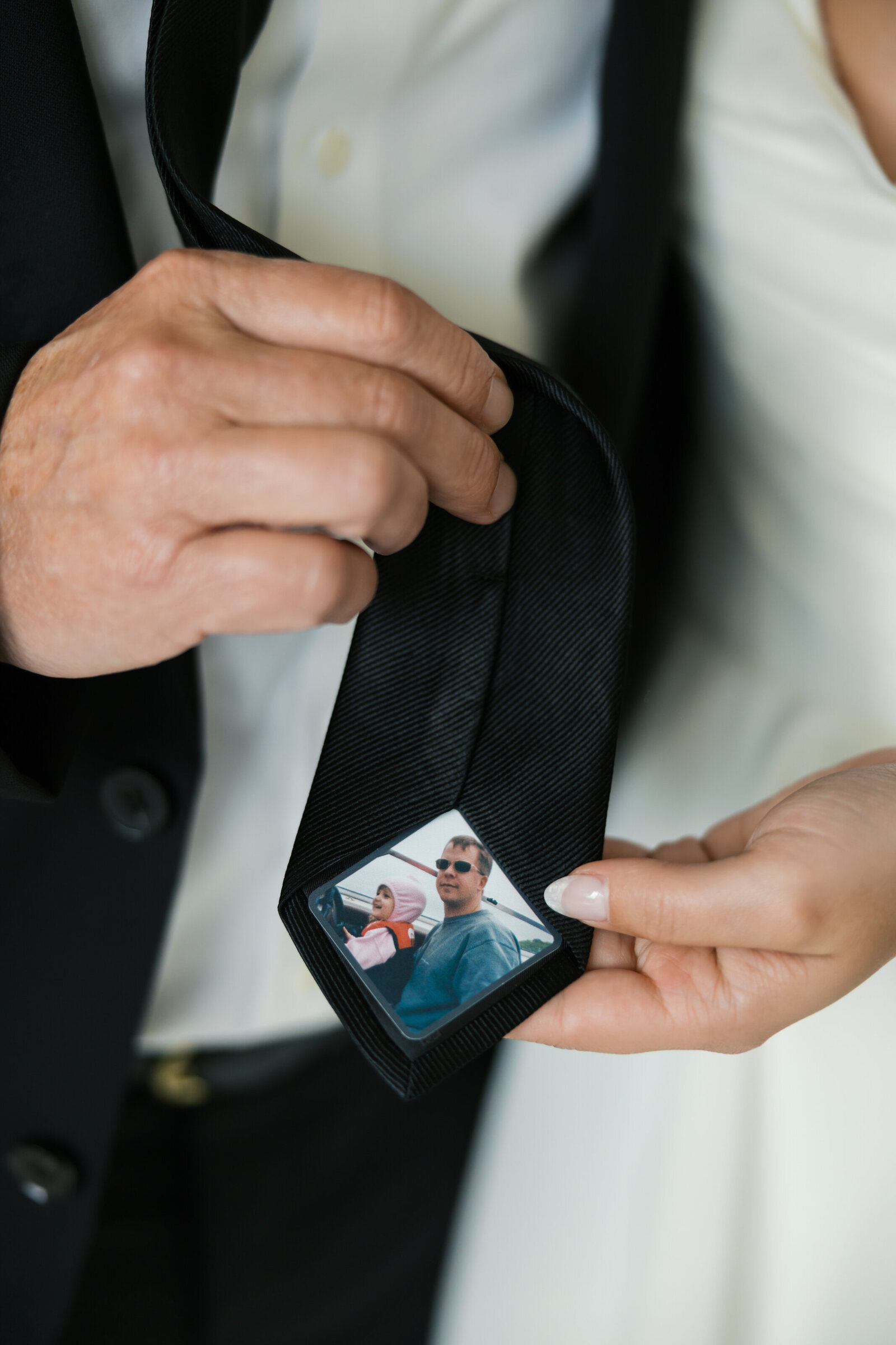 Wild Carrot St. Louis Wedding Photographer Lainie Arnold Photography-38