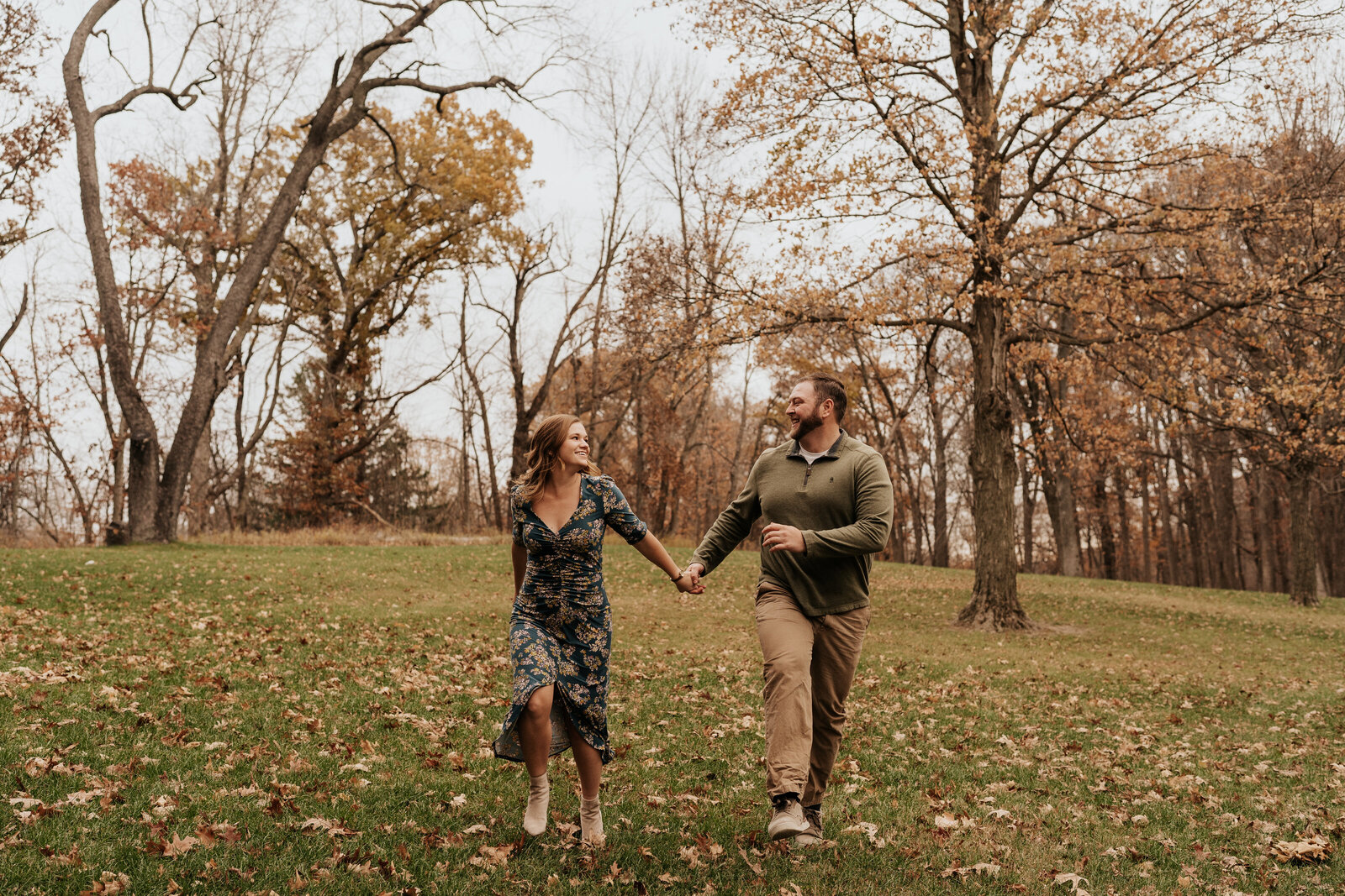 Iowa Wedding Photography Cedar Rapids Engagenemt Photographer-8