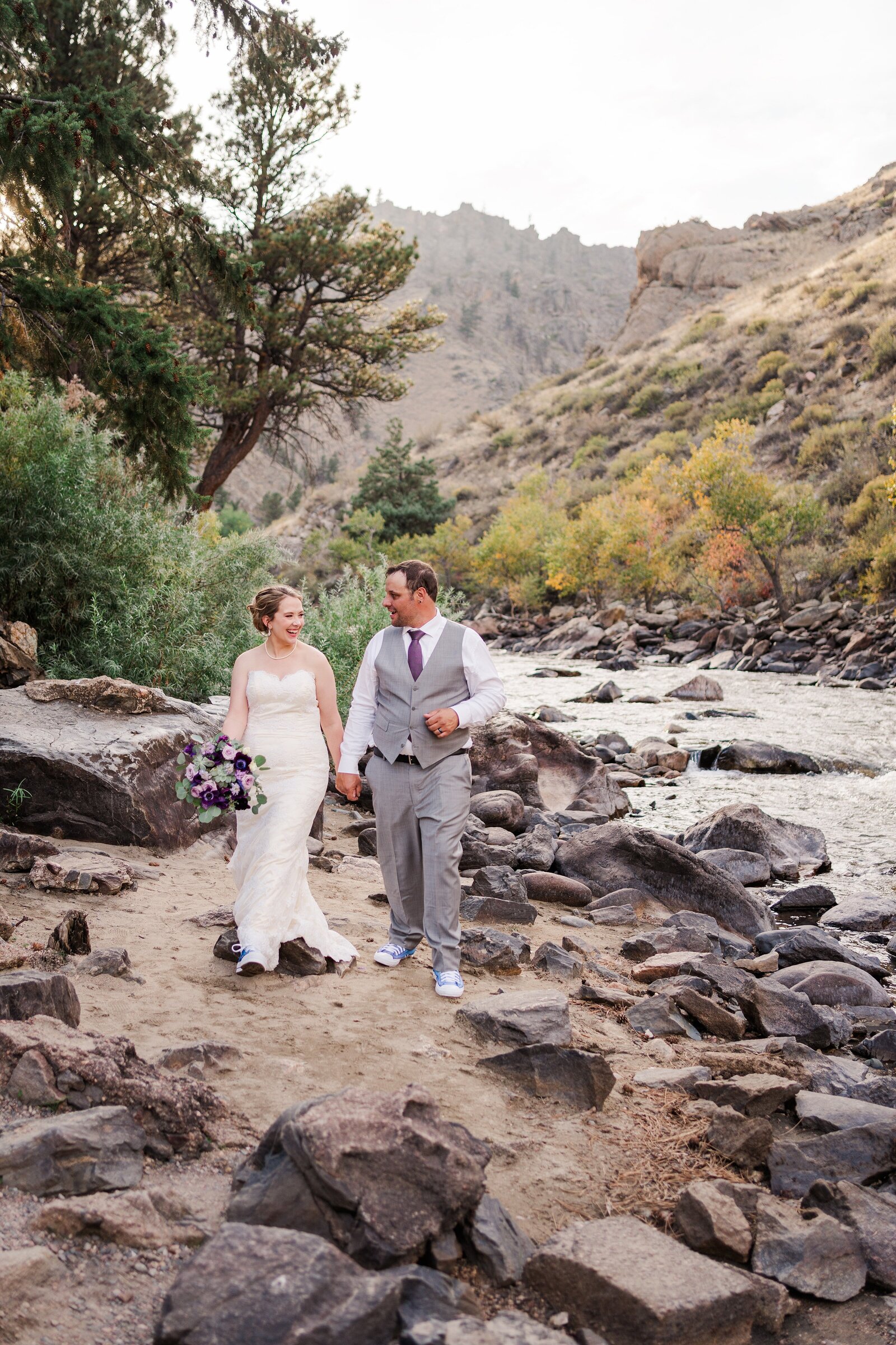 Plan the perfect proposal with an outdoor photoshoot in Colorado. Samantha Immer captures the surprise, excitement, and beauty of this special moment.