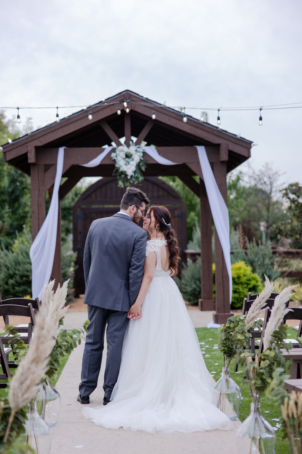 Luxury-bride-and-groom-photographer-Dallas