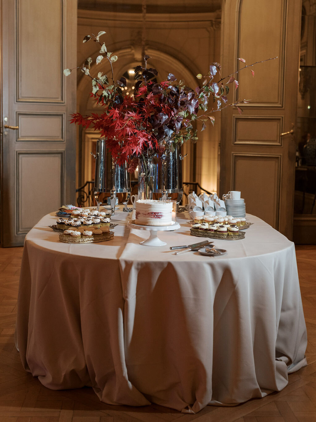 140Kate Campbell Floral Meridian House fall wedding by Greer Gattuso photo reception