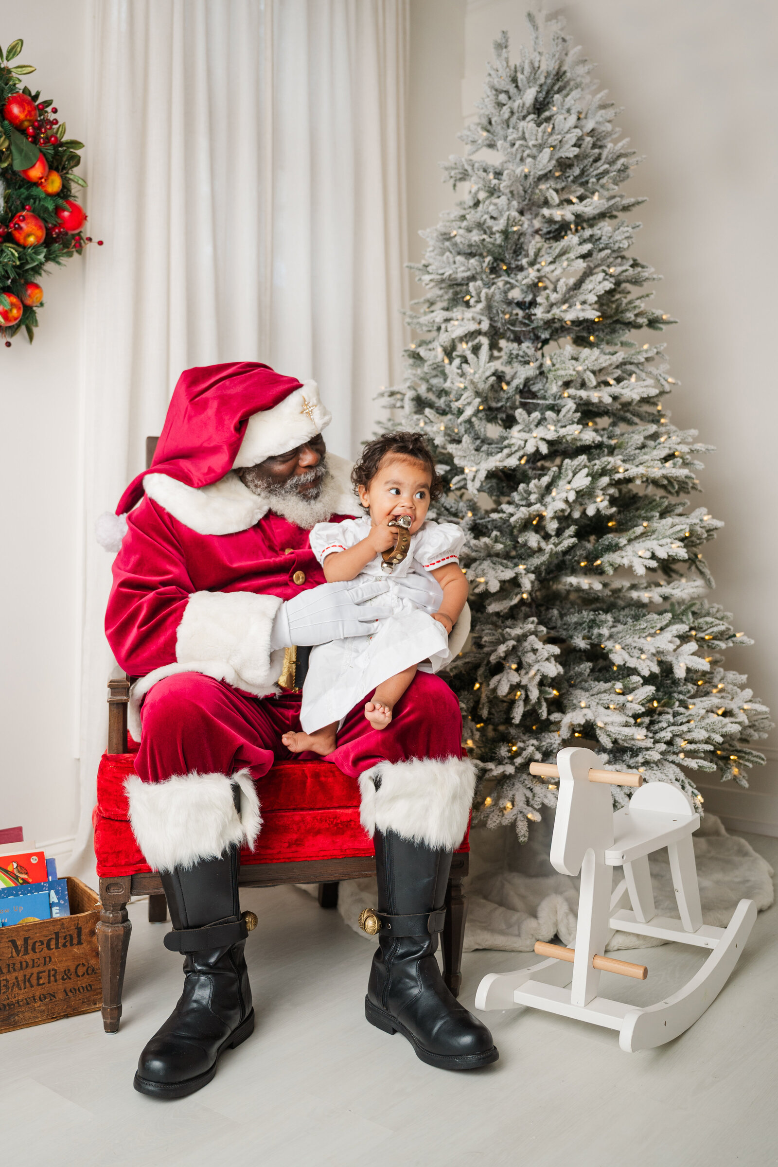 Santa-Shawn_Winston-Salem_NC_2025-10-5_18258