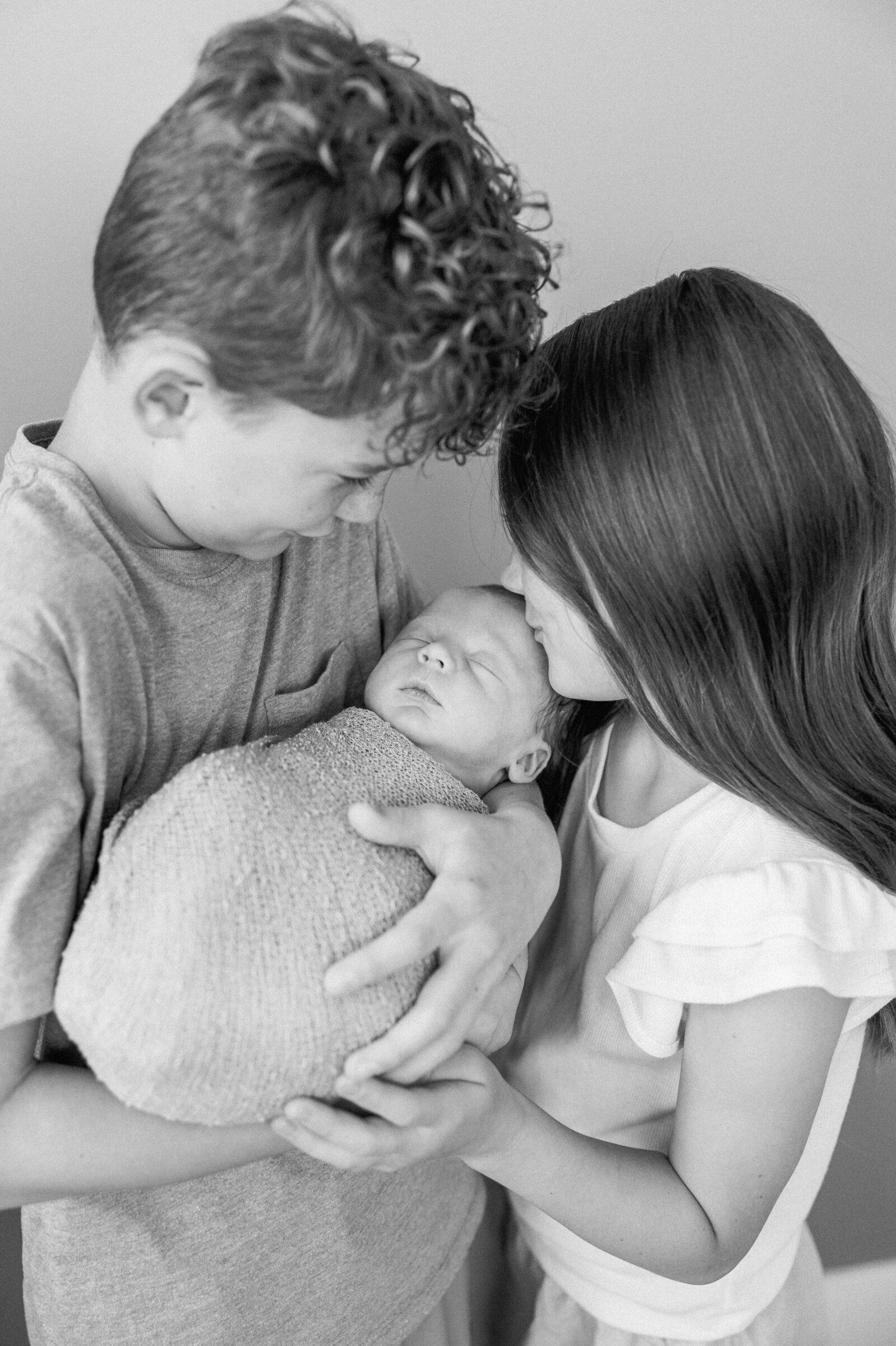 NEWBORN FAMILY REGIE ANN WITH KYLEE ANN STUDIOS0008