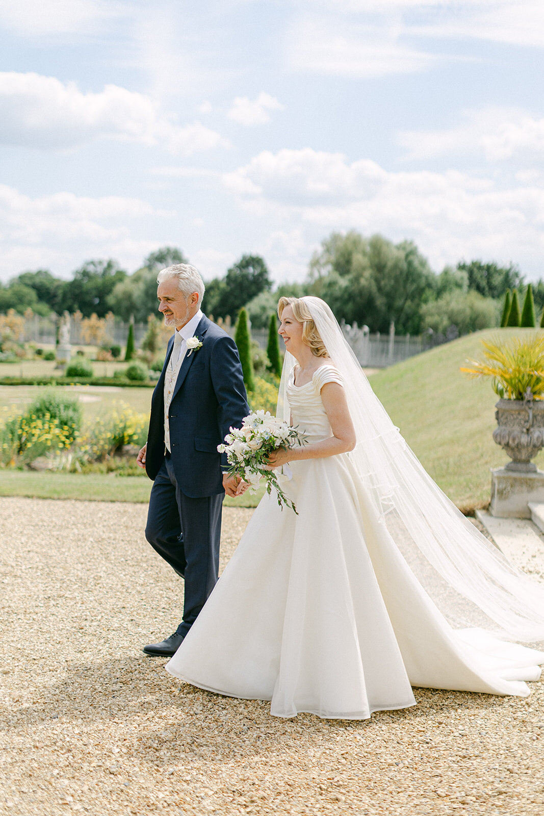 leanne-james-wedding-couple-portraits-philippa-sian-photography-20