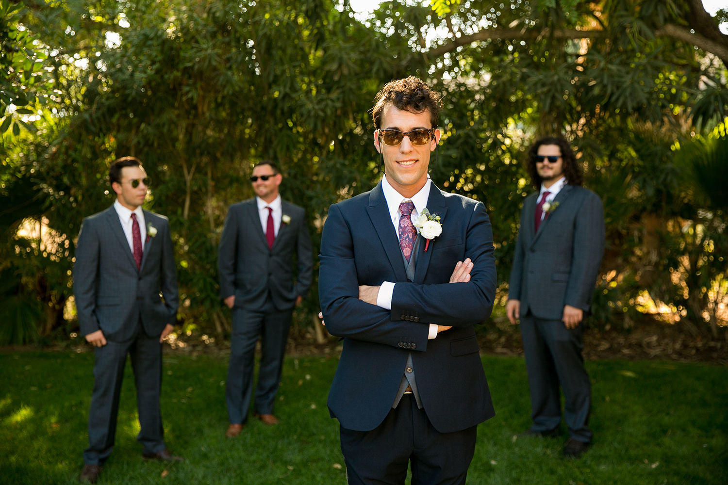 bridal party with sun glasses at carlton oaks