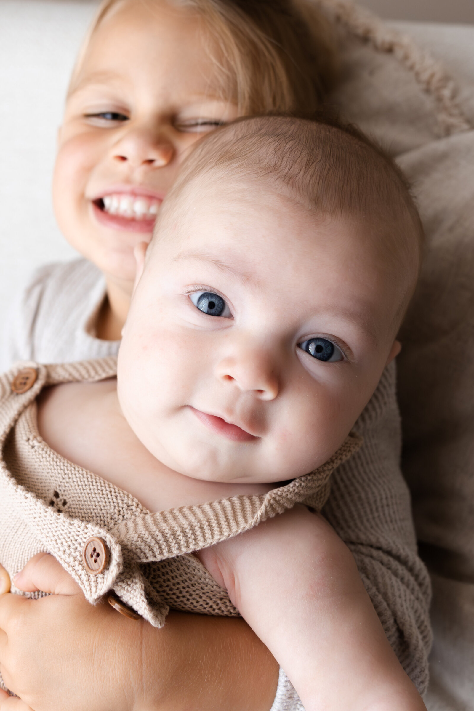 sister and brother photography