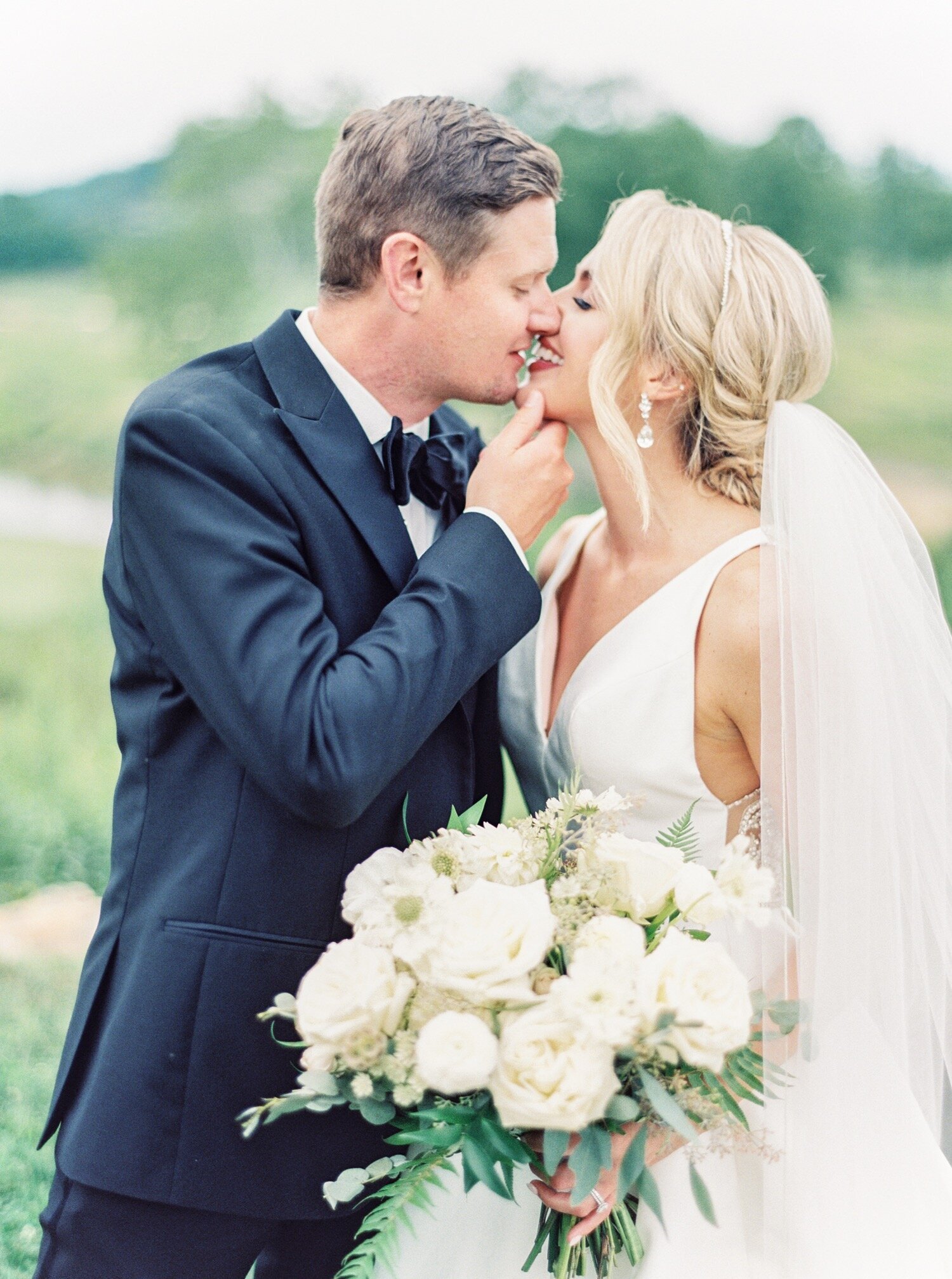 Pete-Dye-golf-Club-West-Virginia-Wedding-Photographer-Natalie-Jayne-Photography11