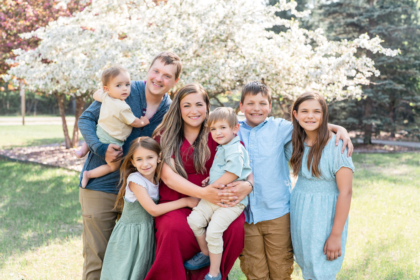 Iron Mountain family photography session at city park in the Upper Peninsula