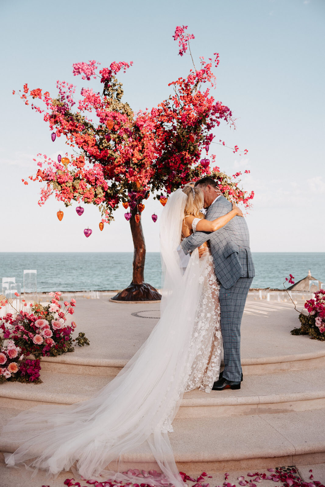 Las Ventanas. Rosewood Cabo wedding. M+E. Photo By Julieta-497