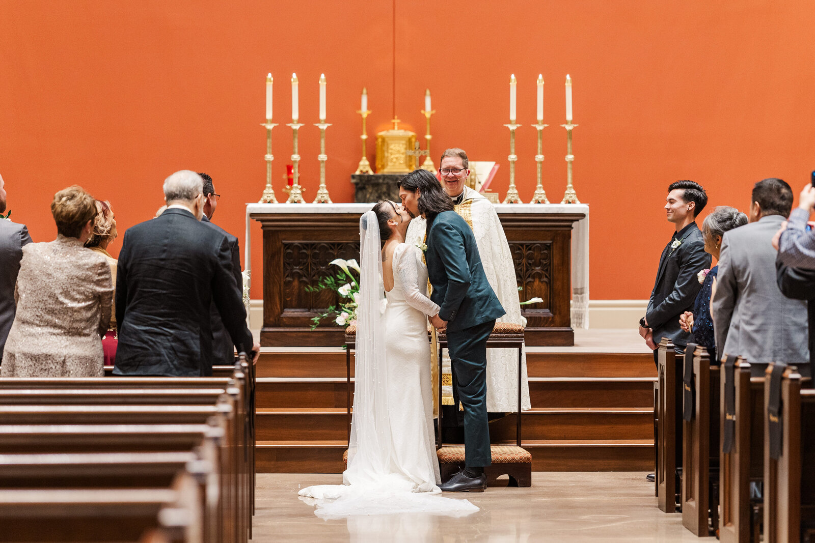 Bride-and-groom-ceremony-kiss