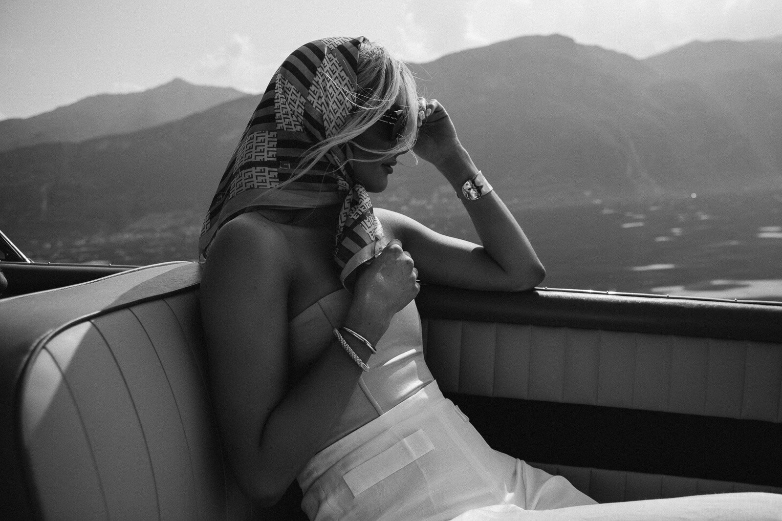 Destination-Portrait-Photographer-Melissa-and-Lynne-Lake-Como-2