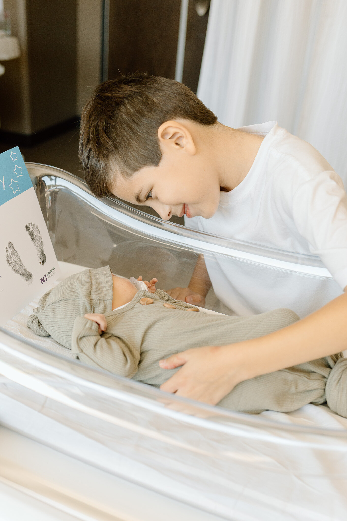 novant-matthews-ballantyne-newborn-fresh48-photography-lifestyle-family (7)