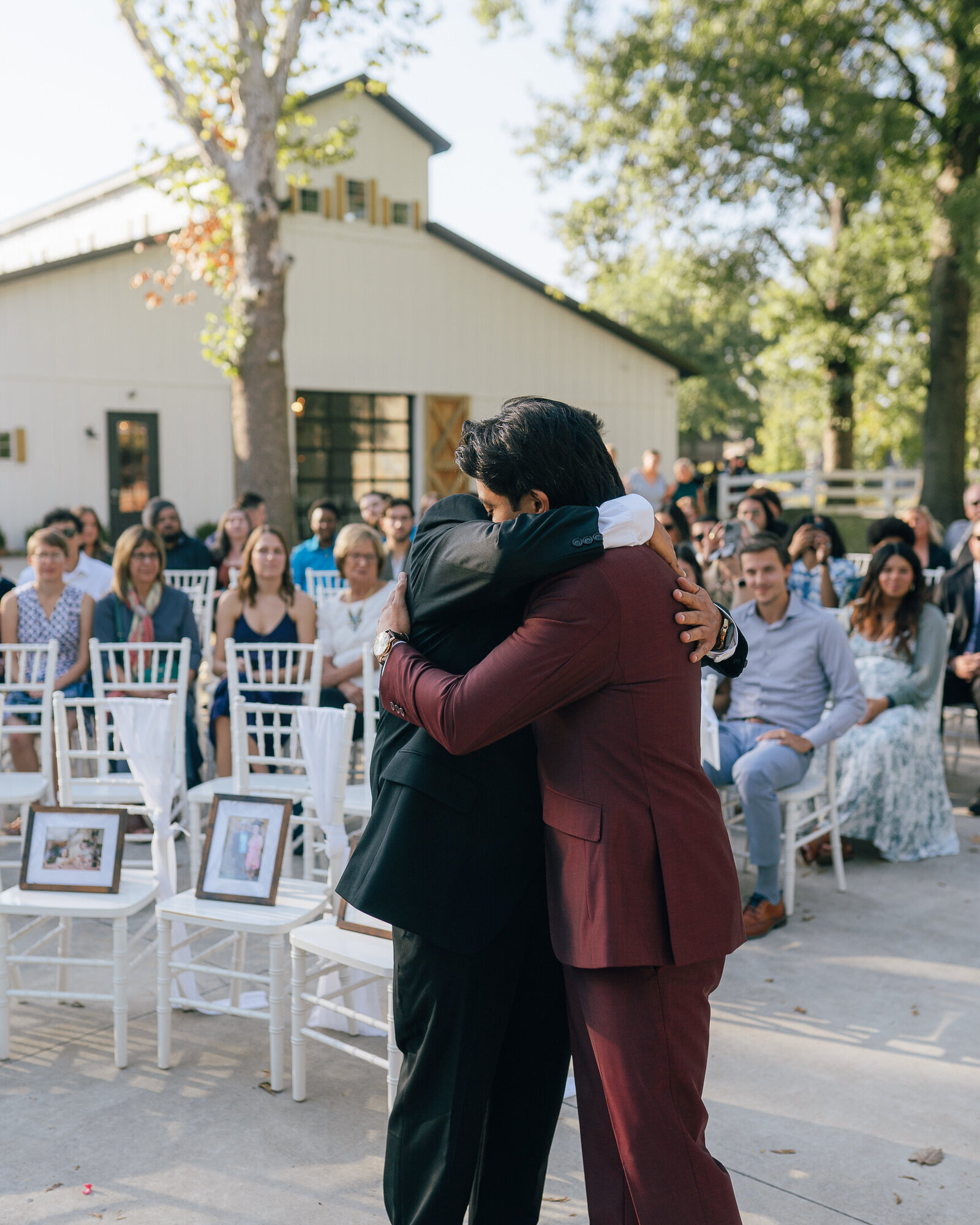 Saenz The Farmhouse KC Event Venue Wedding188