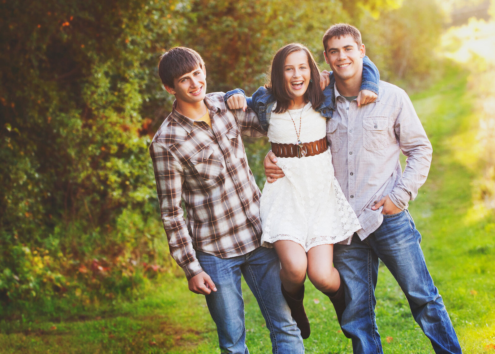 Sibling Photos in the country