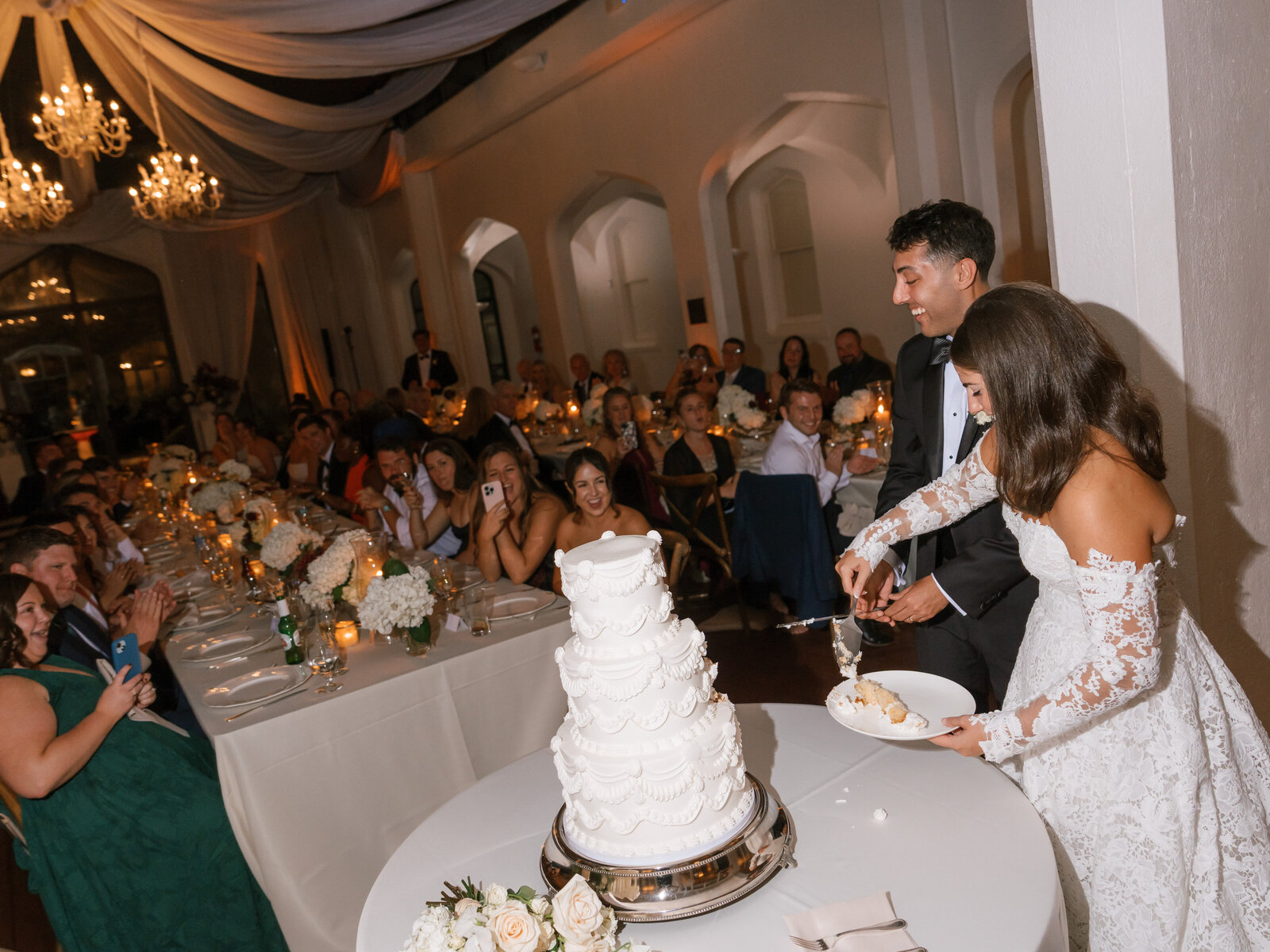 callanwolde wedding cutting cake reception