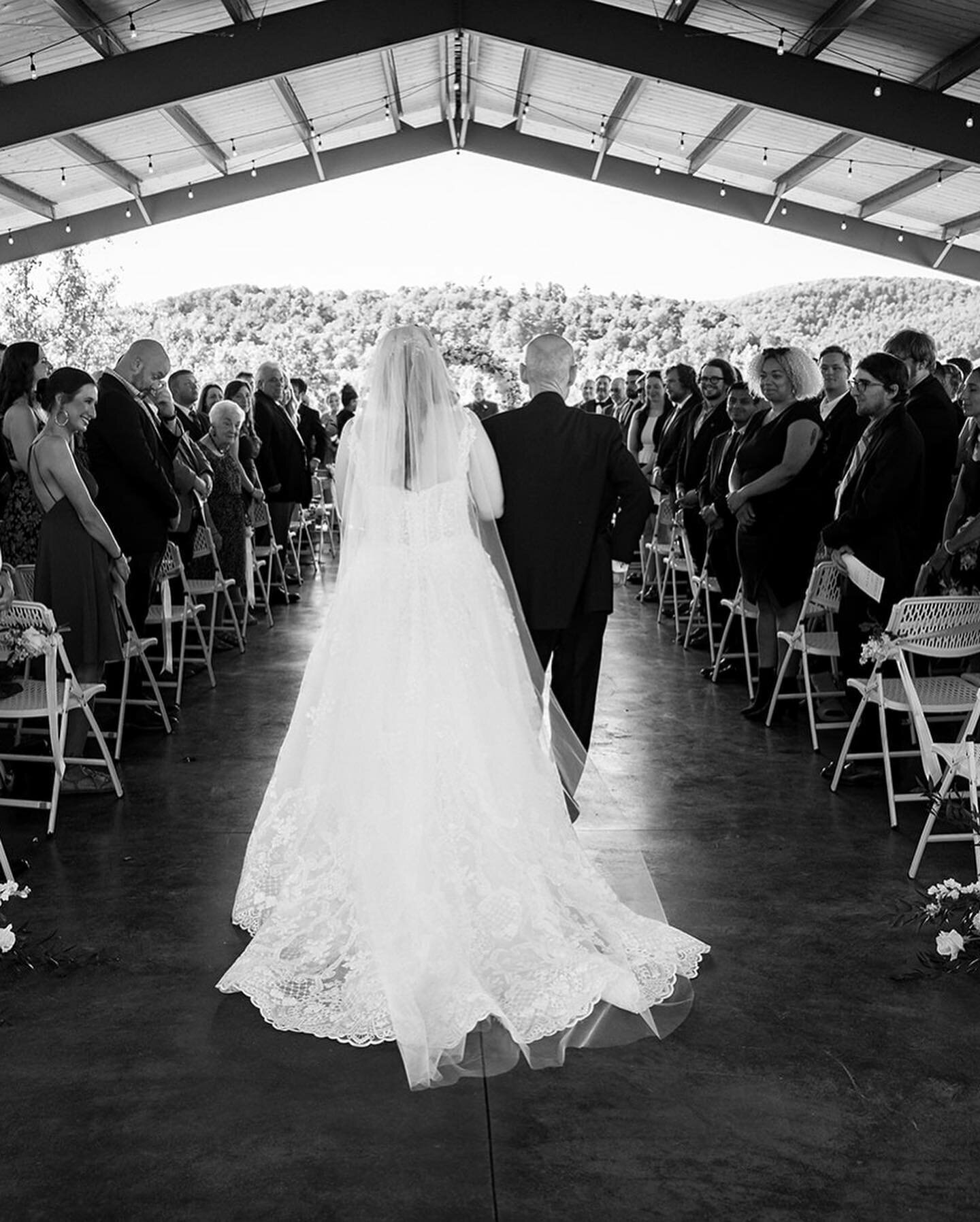 bride and dad pavilion pic