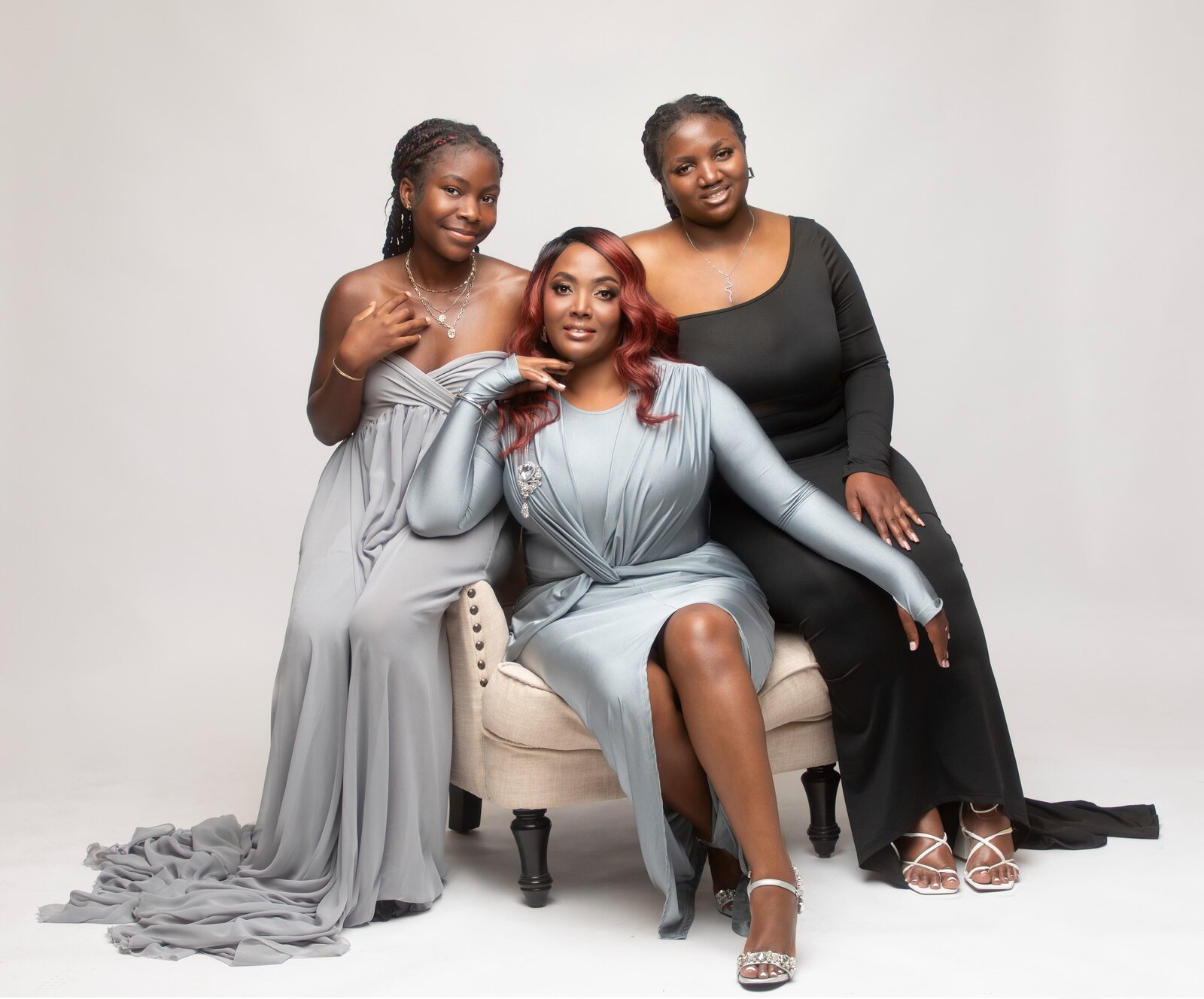 Modern Family Photos in Studio mom and daughters | Simple and Stylish Portraits