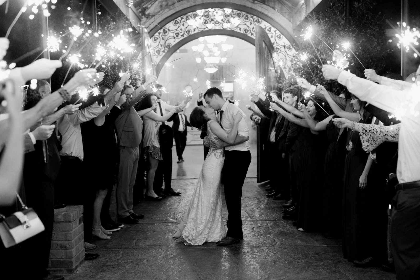 KatStuMarried_TaraBarnesPhotography-1324