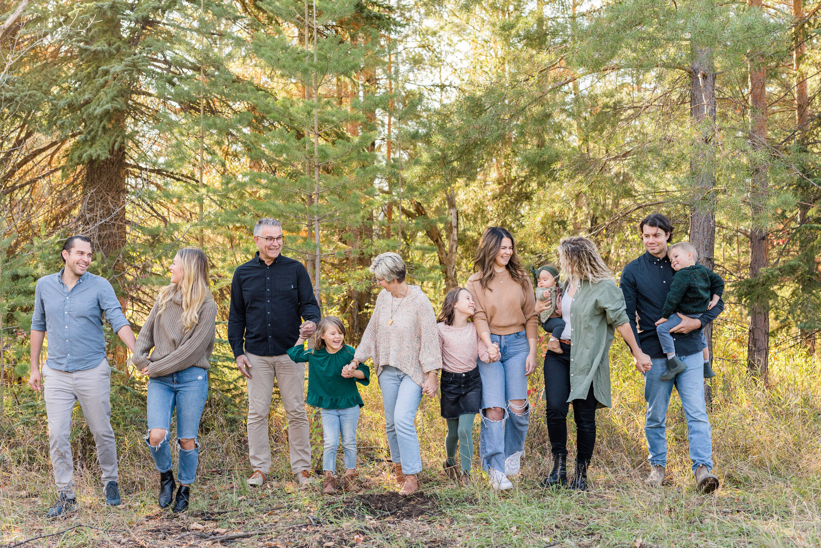 2400 fall family extended-3