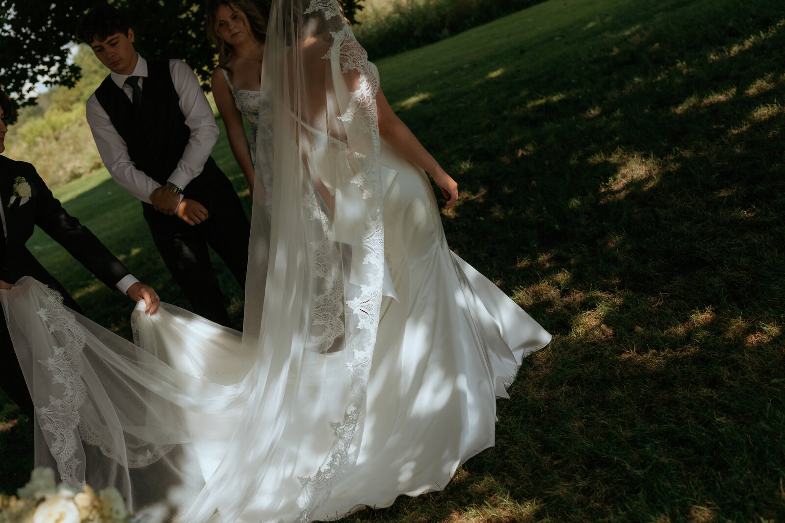 editorial-summer-wedding-ottawa-ceremony-21