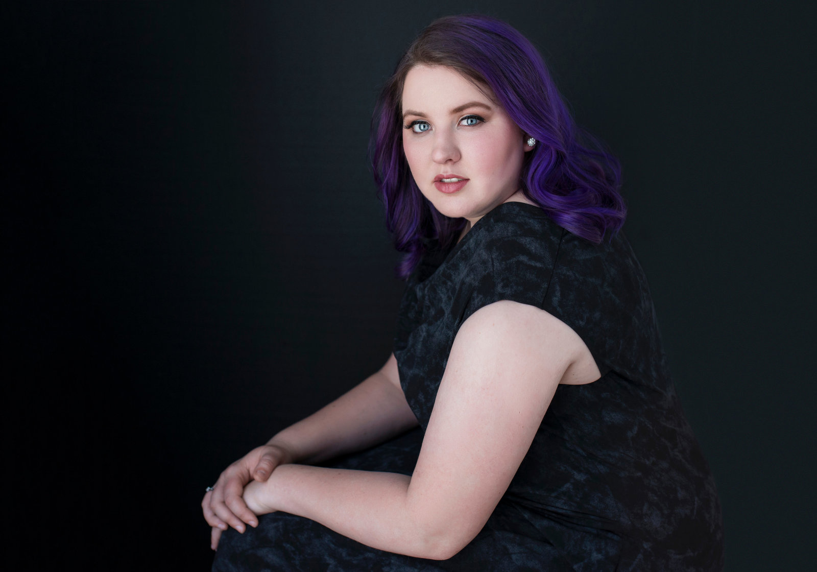Toronto - stunning  Portrait  og woman  wearing purple  color hair and  black dress