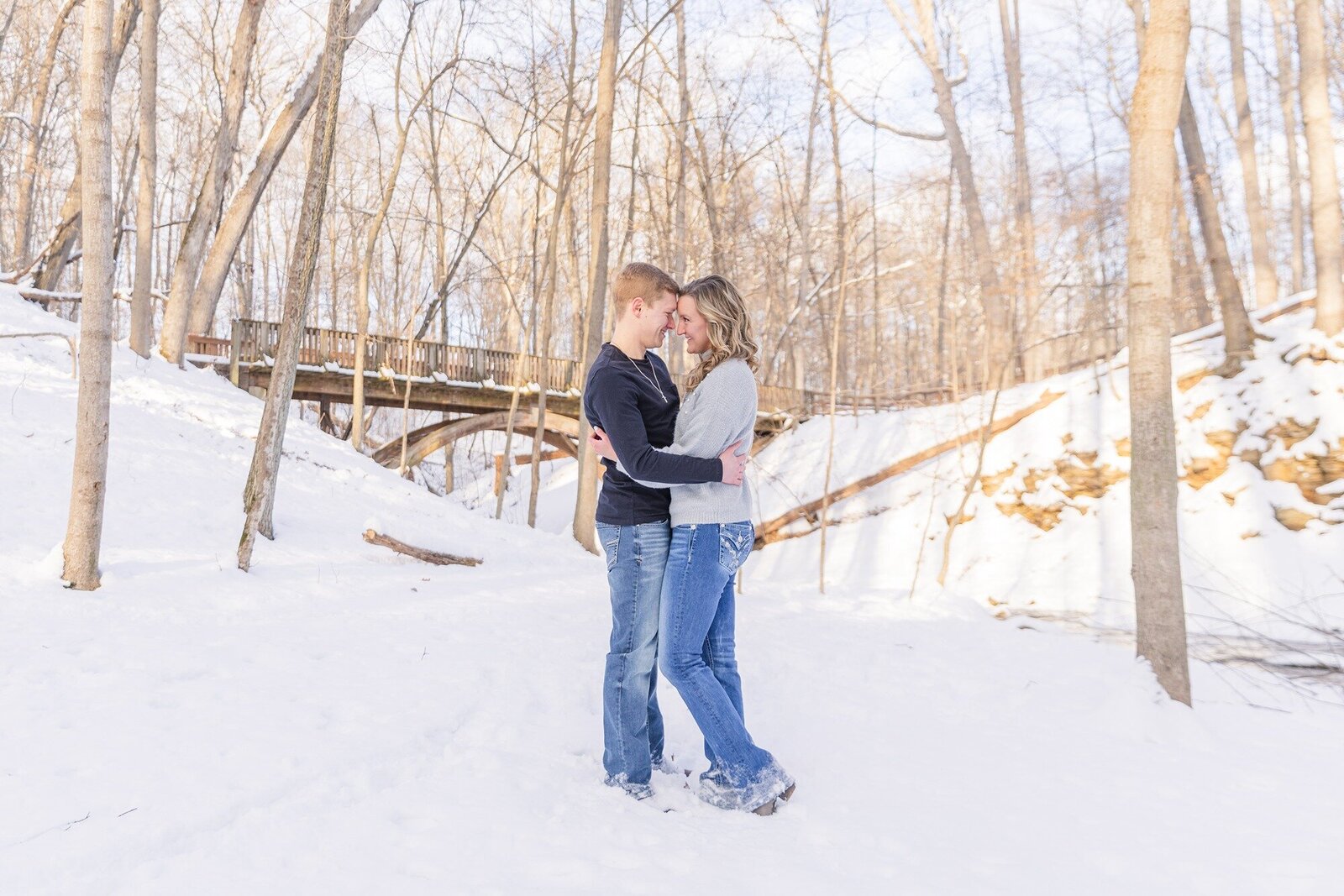 dellinger-ohio-snowy-engagement-shoot-2