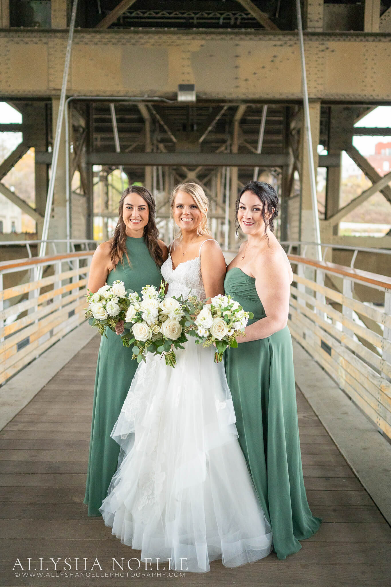 Wedding-at-The-Factory-on-Barclay-in-Milwaukee-0588