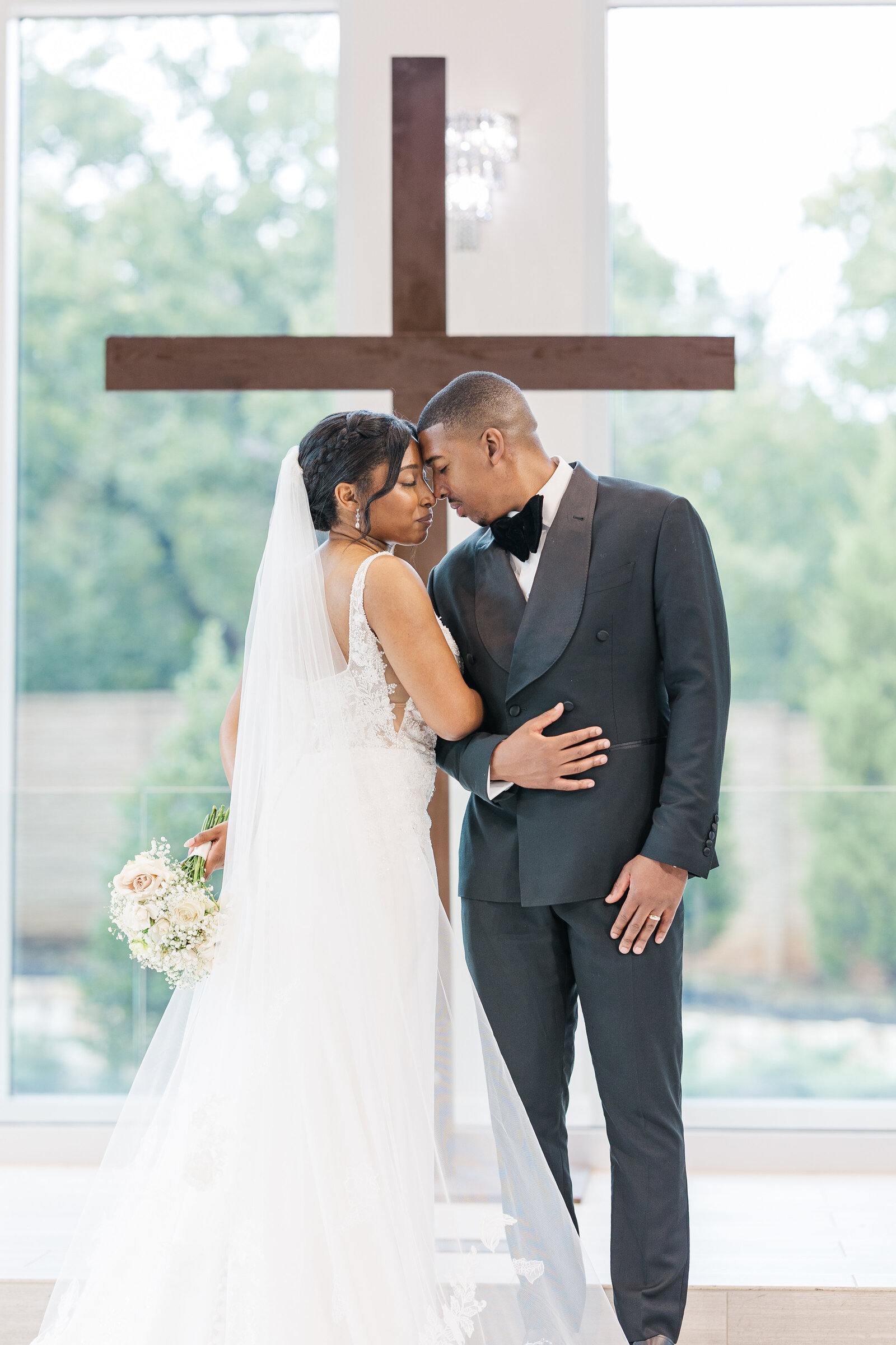 Couple photography at the wedding venue