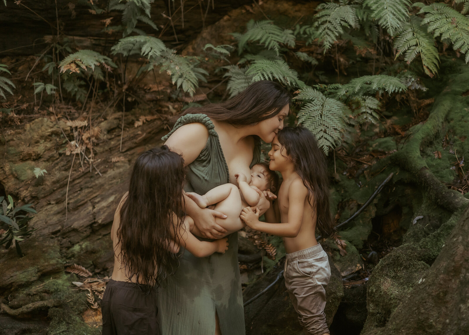 Sydney-family-photography-waterfall-connection-04
