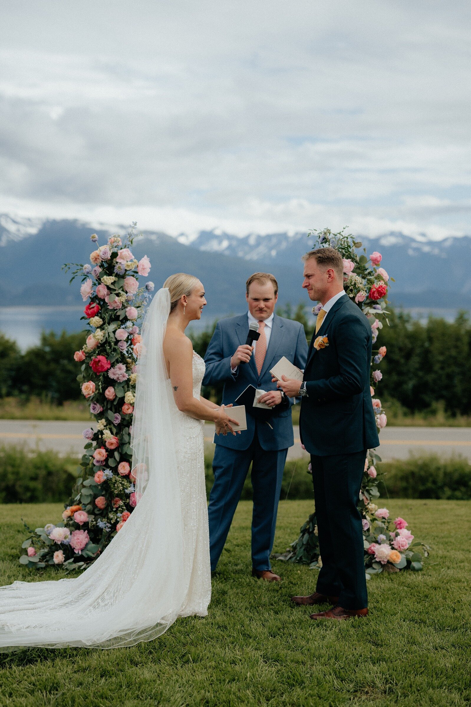 Merrick-Wedding_Homer-Alaska-Wedding_EmeliaKPhotography-33