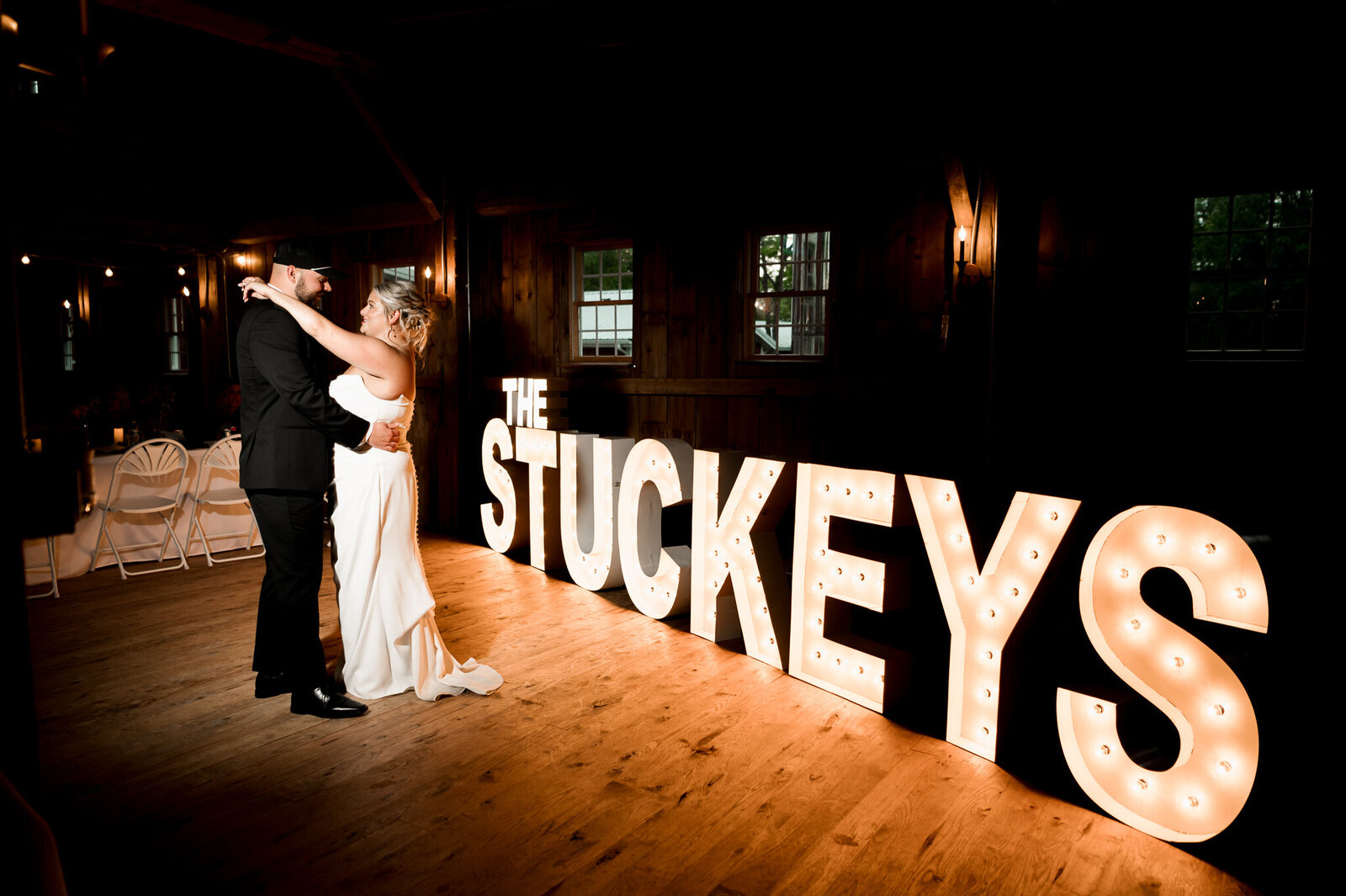 reception-name-lights