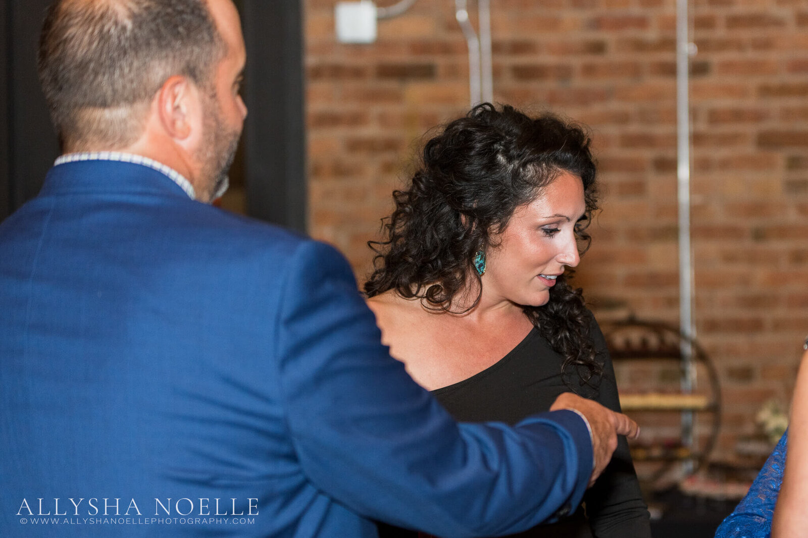 Wedding-at-The-Factory-on-Barclay-in-Milwaukee-0908