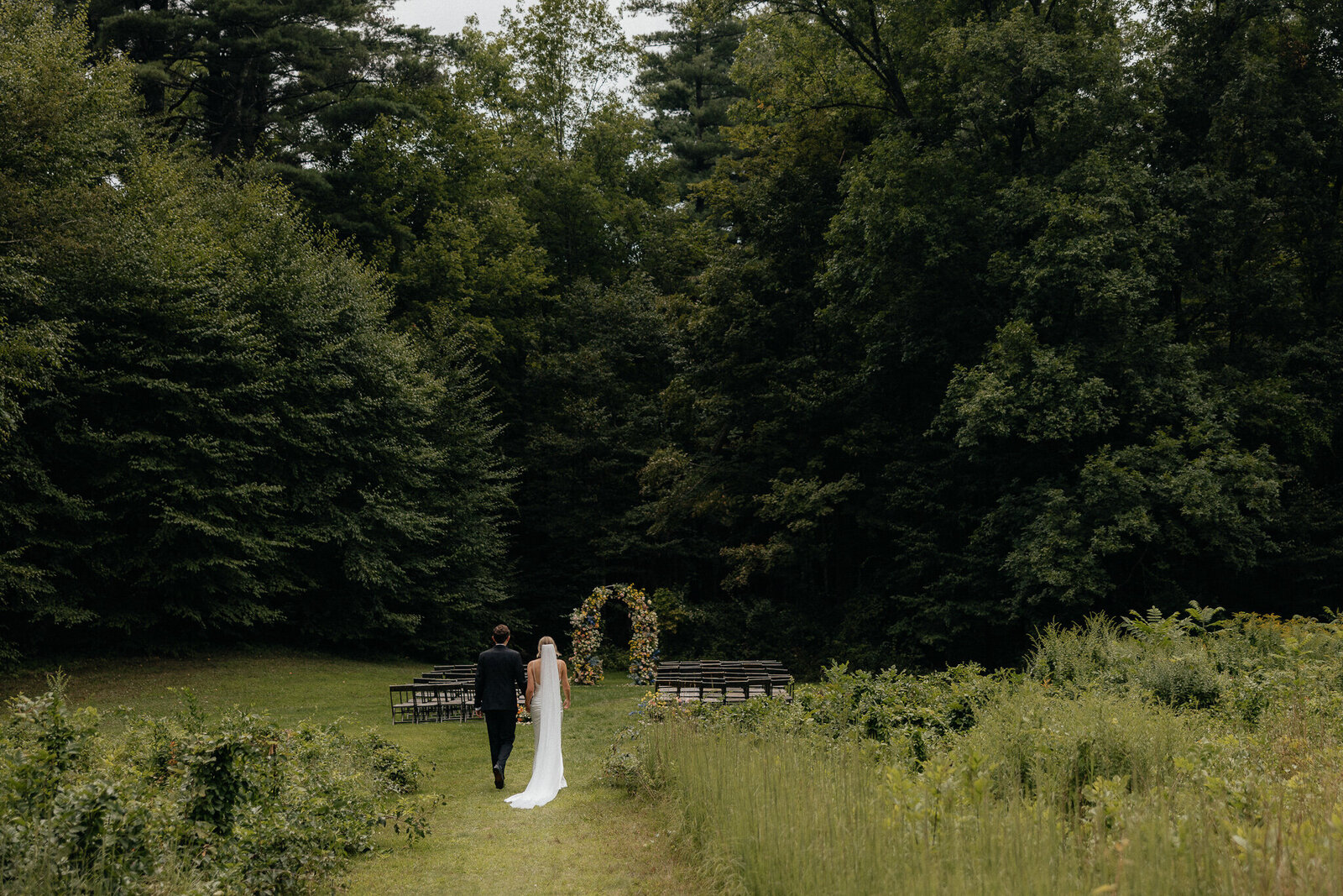 Catskills-NewYork-Wedding_AshlynStottPhotography-11
