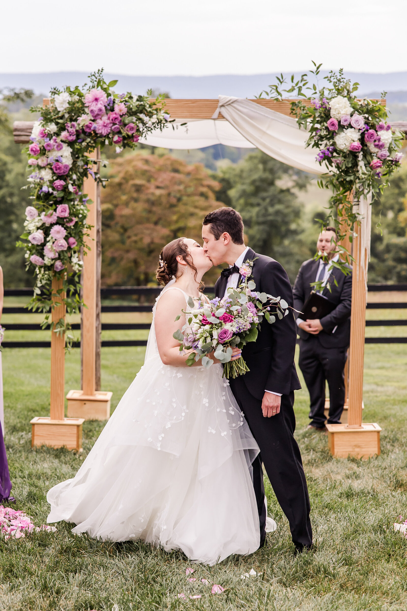 Oak_Barn_At_Loyalty_Leesburg_VA_Wedding_Photographer_Weltz421