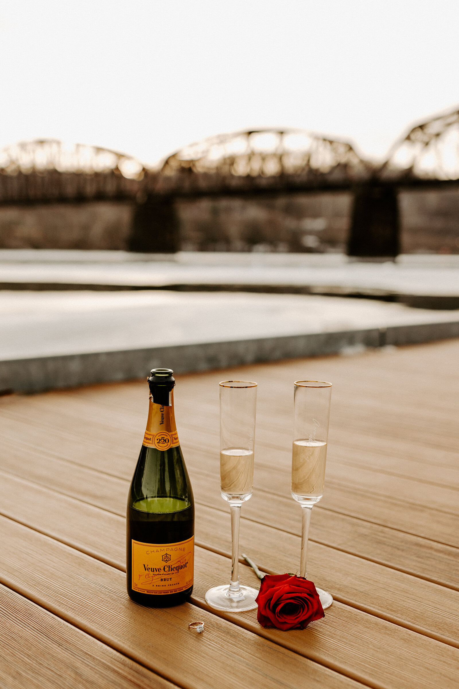 Blissfullybriphotography-Pittsburgh-engagement-aspinwallriverfront-emily-aaron-012