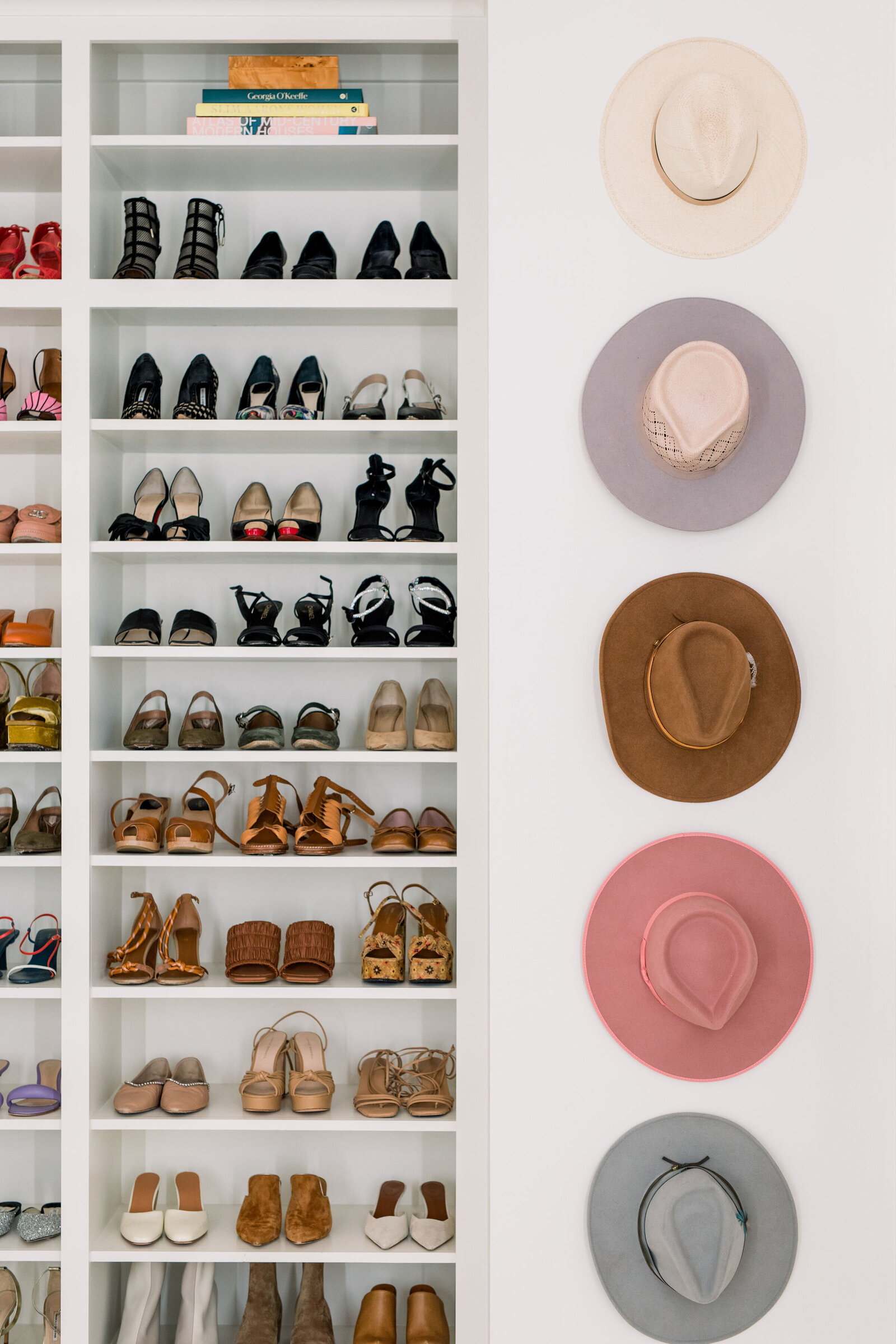 vision and hammer shoe organization