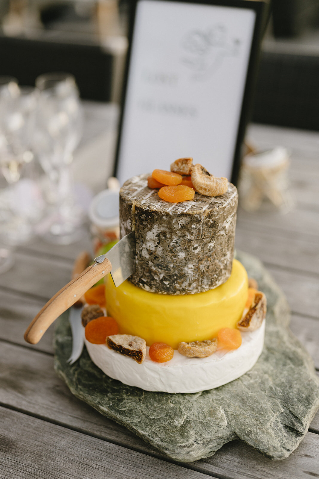 Melissa Clark Photography - Queenstown Wedding Photographer - Lake Hayes Holiday Home Wedding - Katherine & Adam 4.5.24-124
