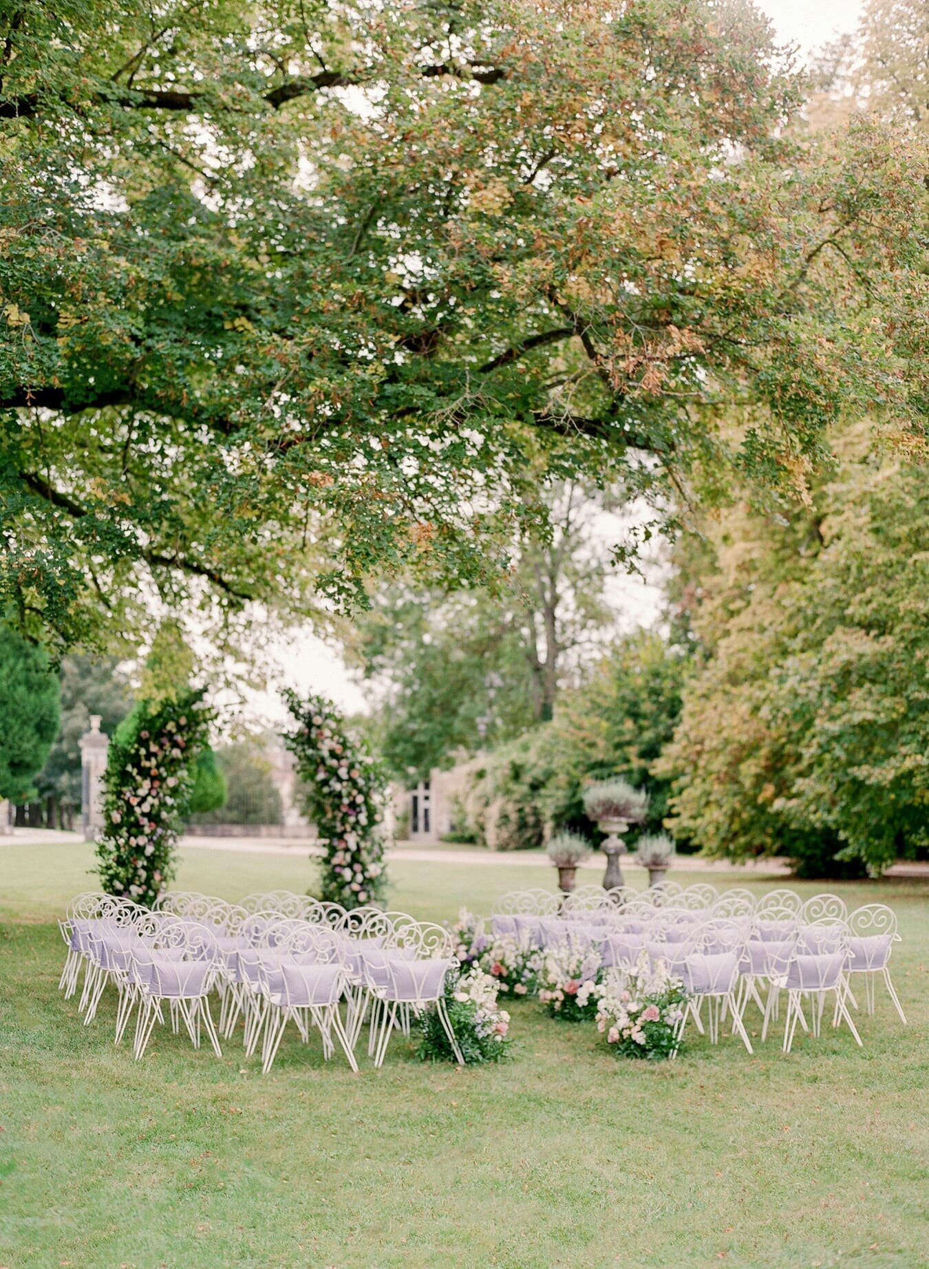 intimate-and-luxurious-wedding-in-the-garden3