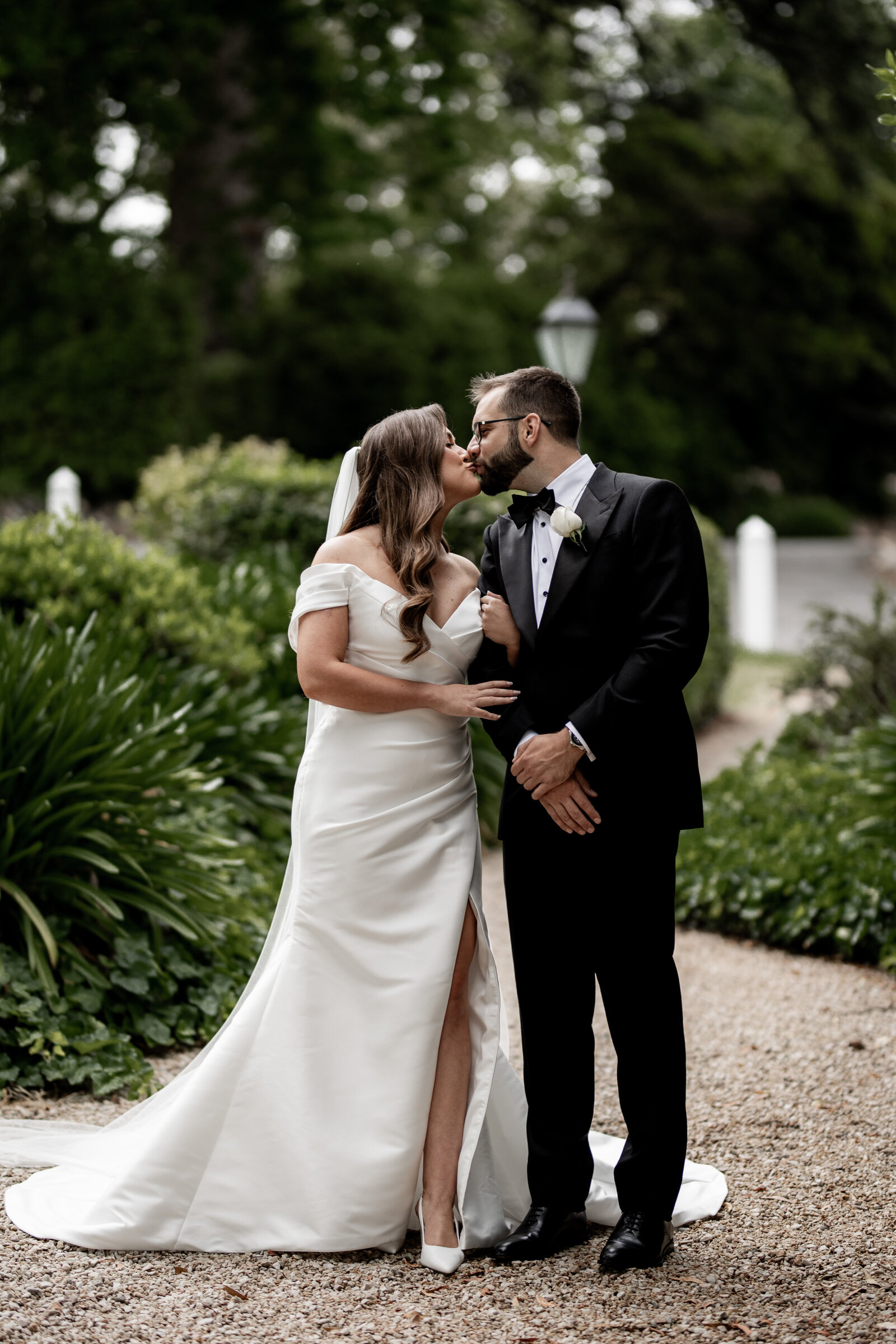 241123-Mikaela-Nathan-Rexvil-Photography-Adelaide-Wedding-Photographer-219