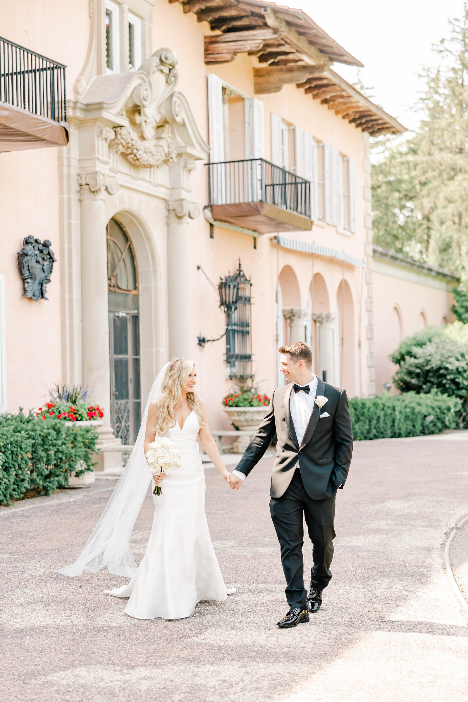 Cuneo Mansion Wedding Photos