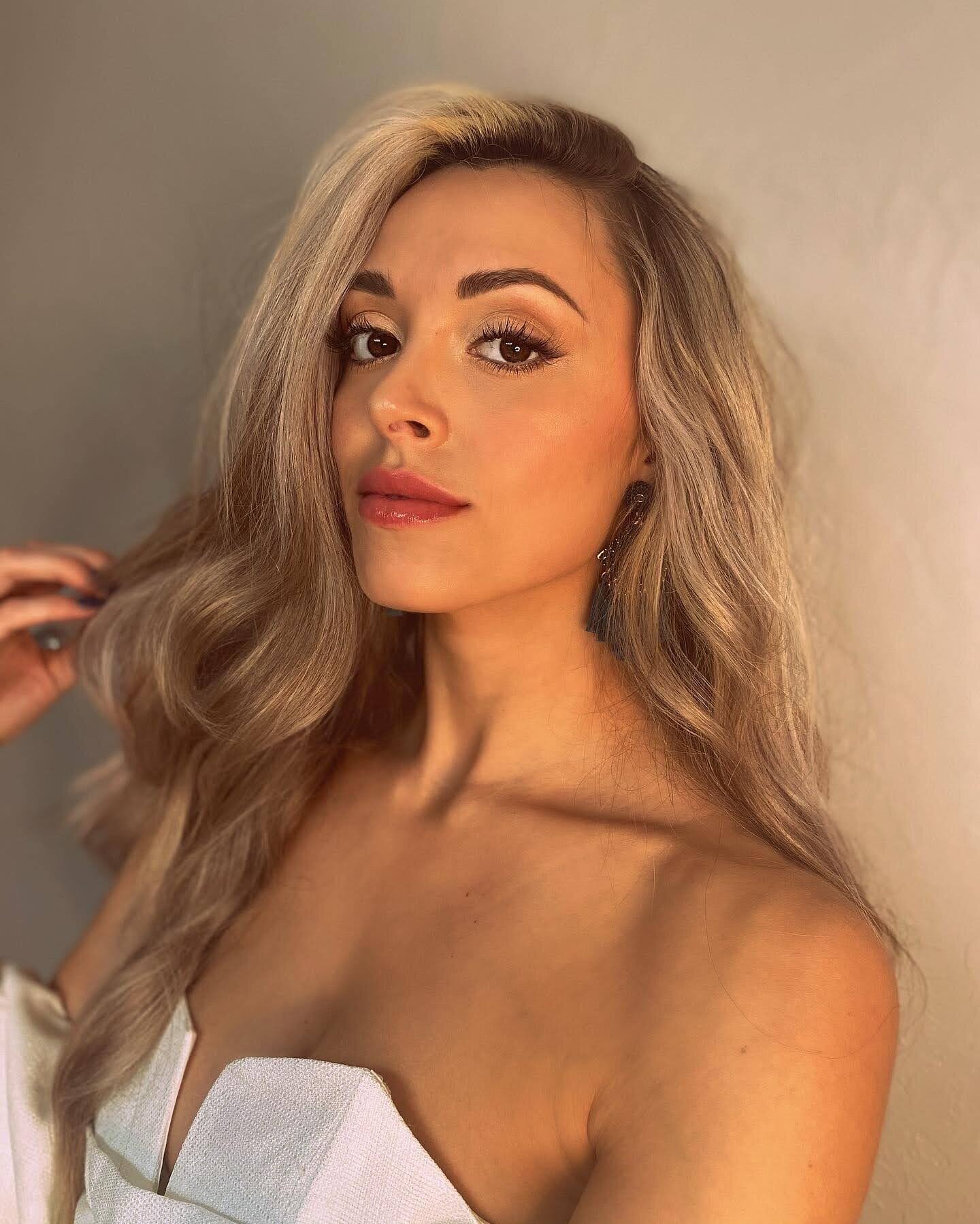 92732516-7BE7-4E89-8D20-758A41A51AB1 - Ashley