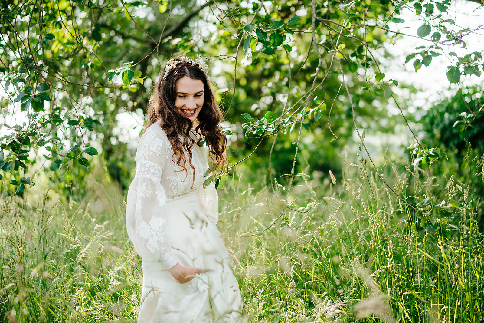 Long-sleeve-lace-wedding-dress-JoanneFlemingDesign-AngelaWardBrownPhoto (6)