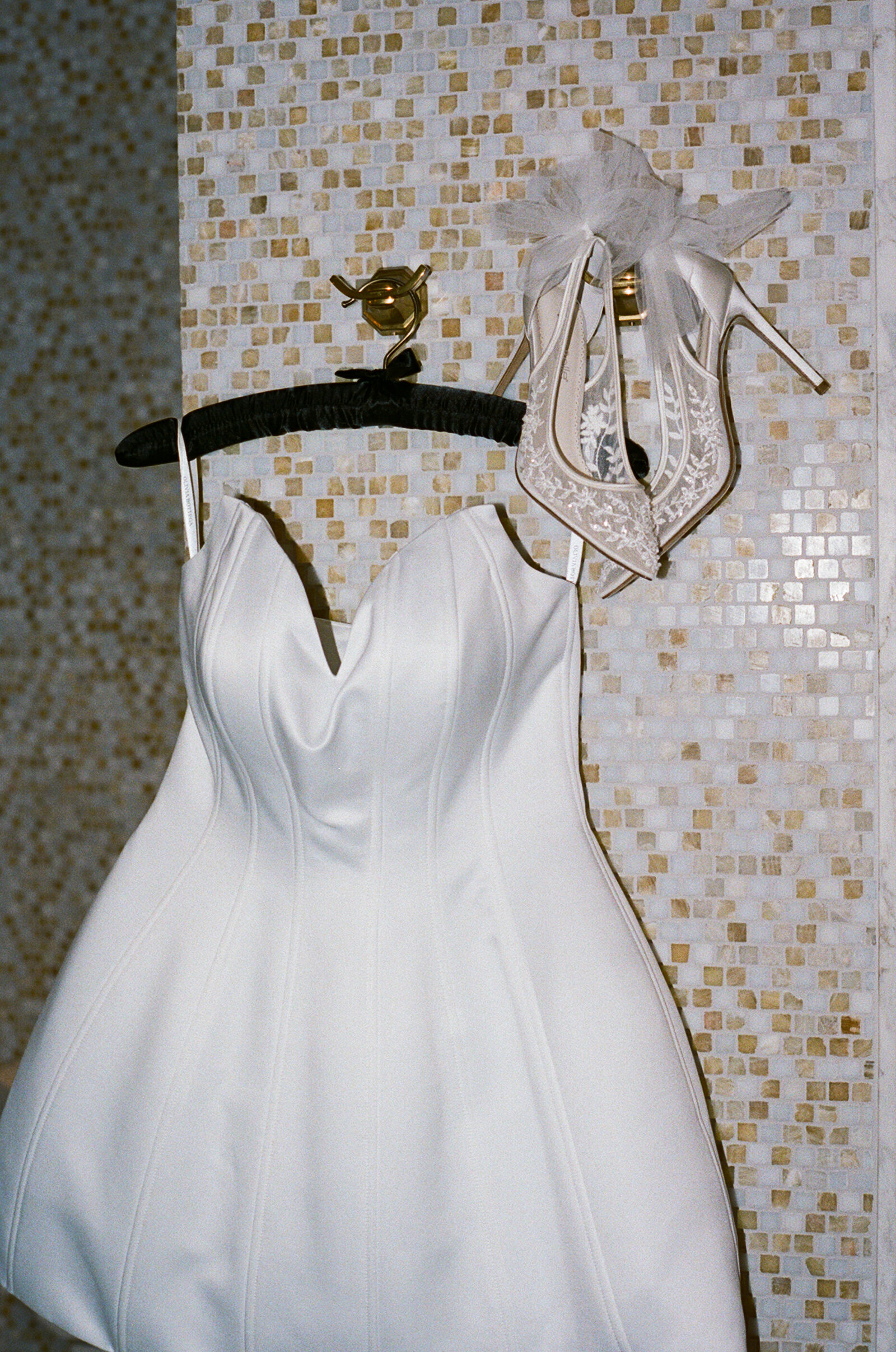 Kaitlyn and Garrett 023 Wedding 35mm