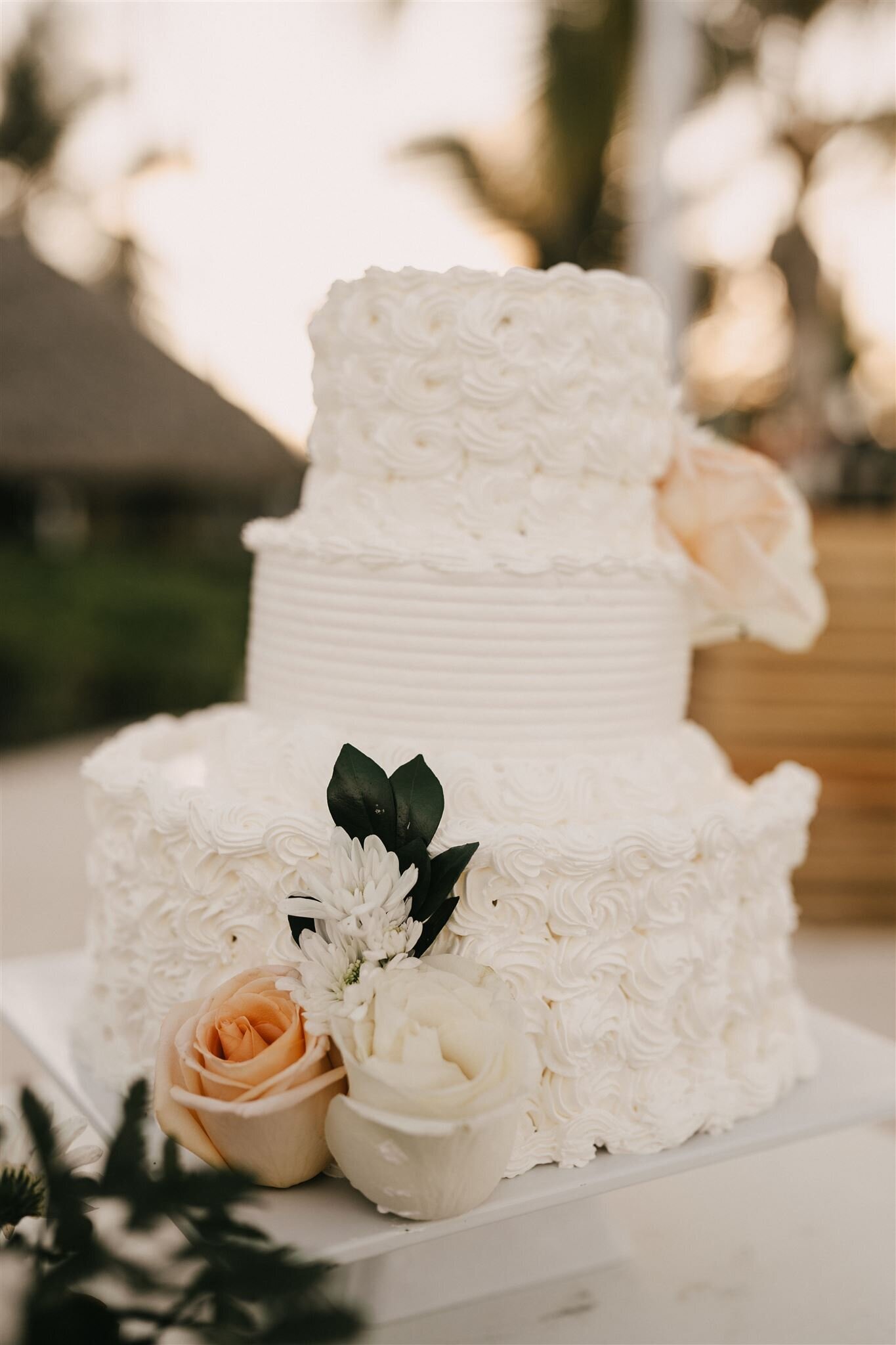 A detail photo of wedding cake on beach in Punta Cana, Dominican