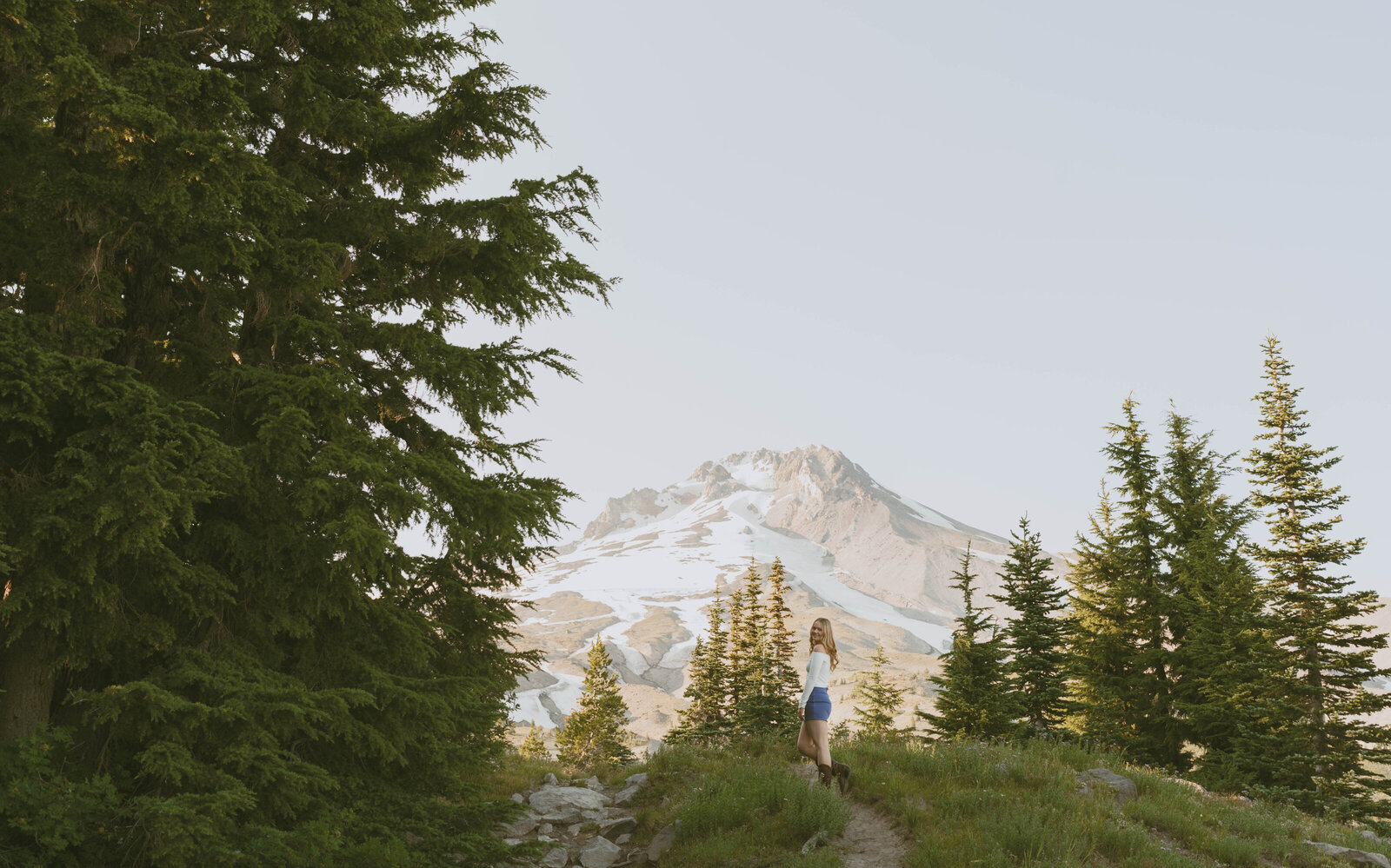 Emily-Noelle-Photo-Senior-Photography-Mount-Hood-04091