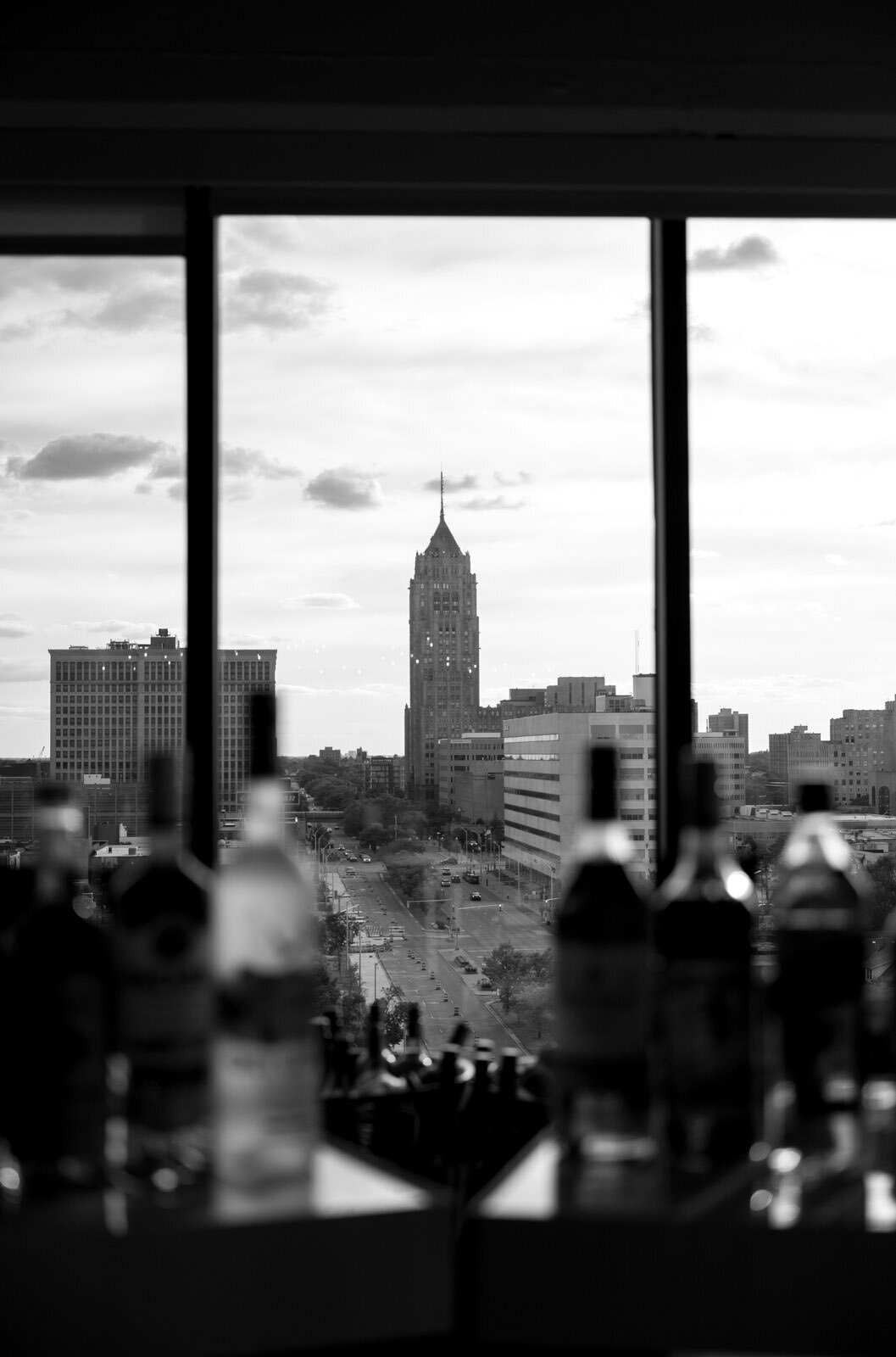 Chroma-Detroit-Wedding-Kaitlyn-Cole-Photography-302