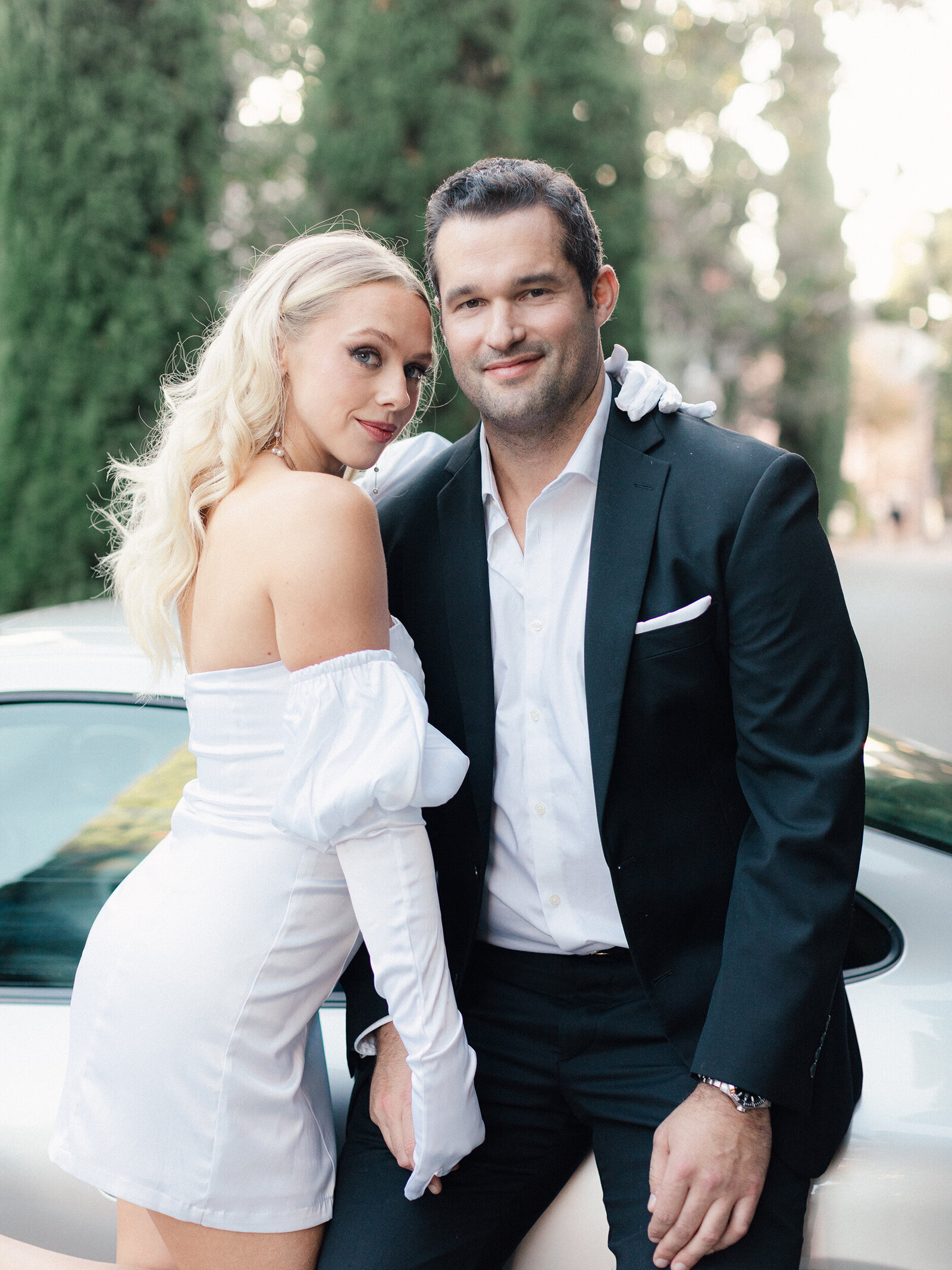293-torianna-brooke-portraiture-chic-charleston-engagement-session-french-quarter-lauren-paul